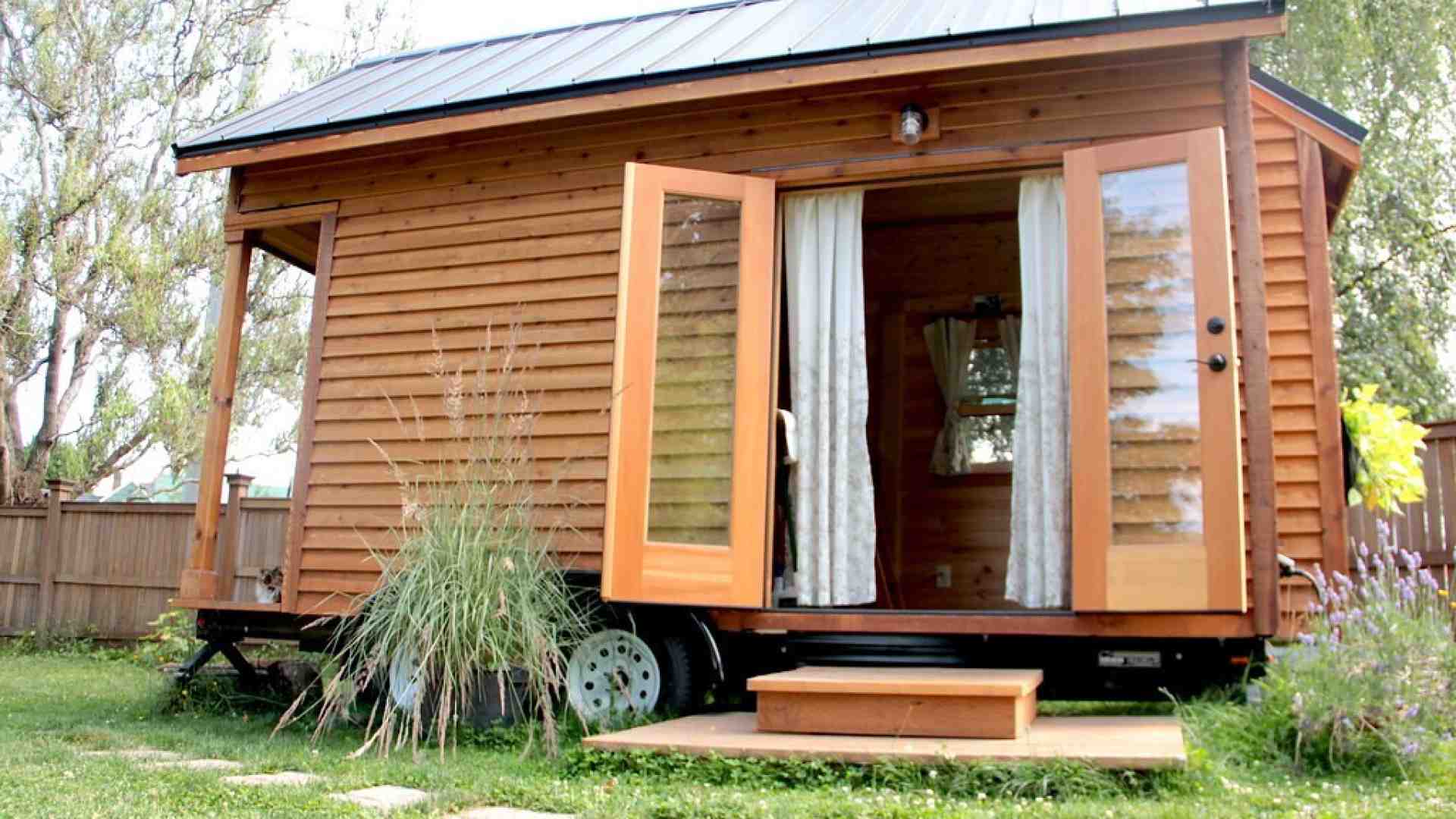 Immagine di Due cuori e una tiny house: dimentichiamoci delle ville, il futuro è piccolo