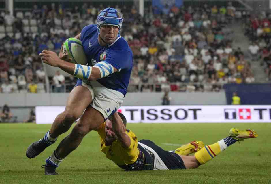 Gianmarco Lucchesi durante la partita tra Romania e Italia al Arcul de Triumf stadium a Bucarest nel 2022. (Foto AP/Andreea Alexandru via LaPresse)