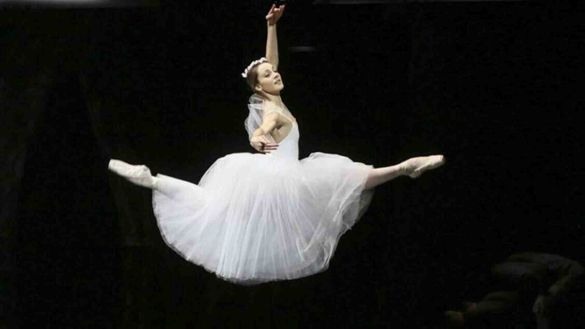Immagine di Nicoletta Manni, étoile alla Scala di Milano: “La danza è una scoperta di ogni giorno”