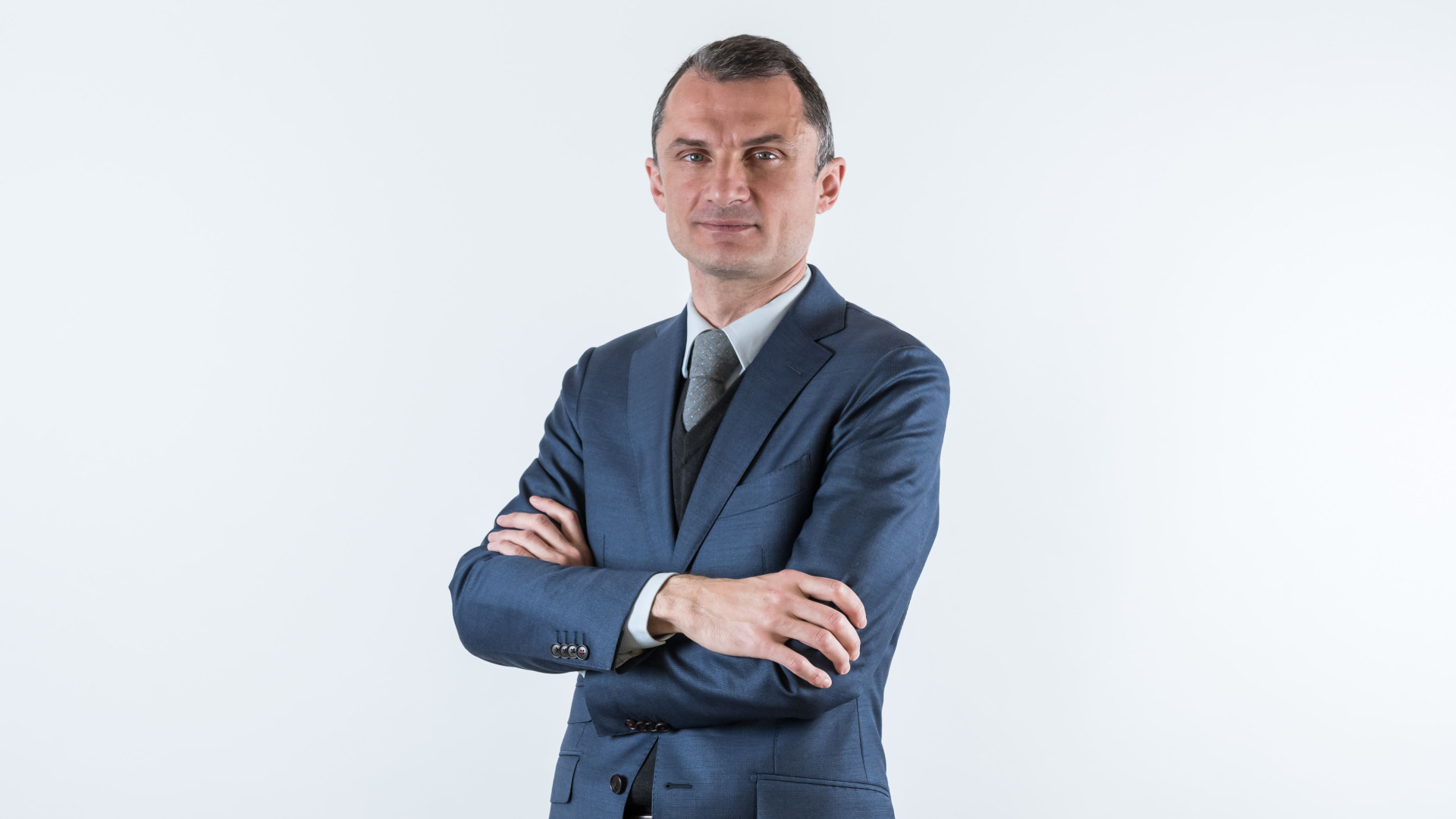 Immagine di Bonati, (Etica Sgr): «Noi in campo per un’economia di pace»
