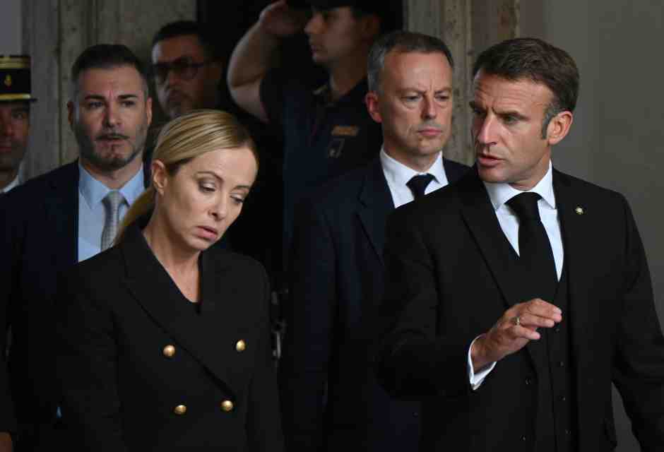 La conferenza di Macron più che un'anti G7 serve a Renaissance