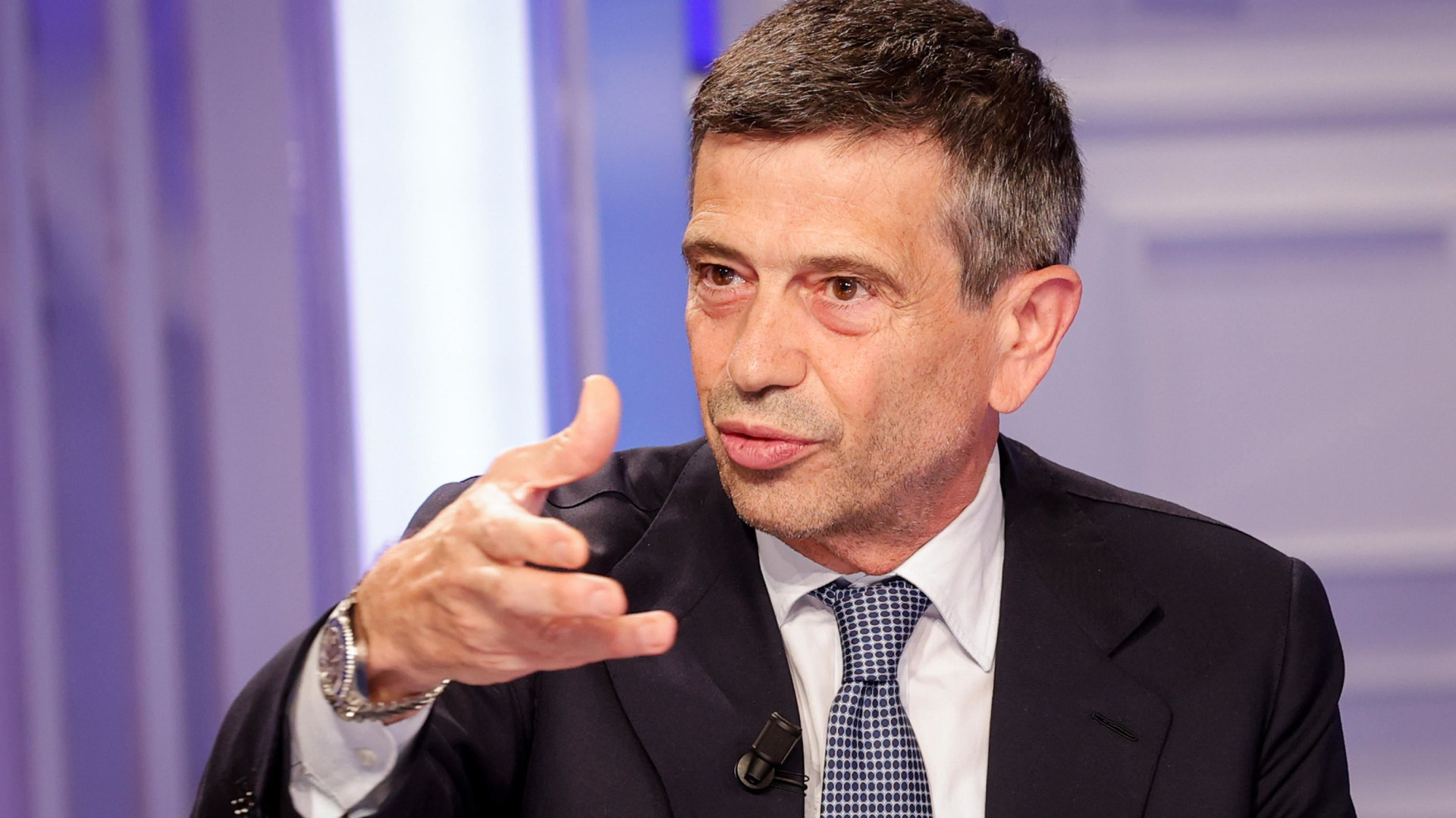 Immagine di Lupi: «Inutile adesso scambiarci accuse. I manganelli non c'entrano niente»