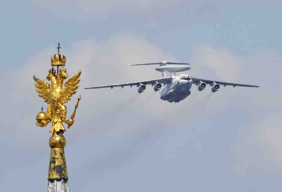Kyiv libera pezzi di cielo. C'è aria di F-16