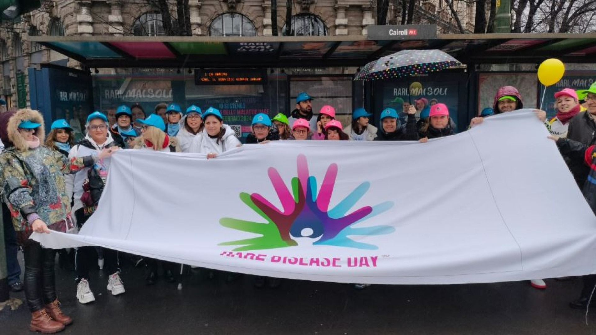 Immagine di Aidan dall’Albania a Milano: «La mia sindrome finalmente ha un nome»