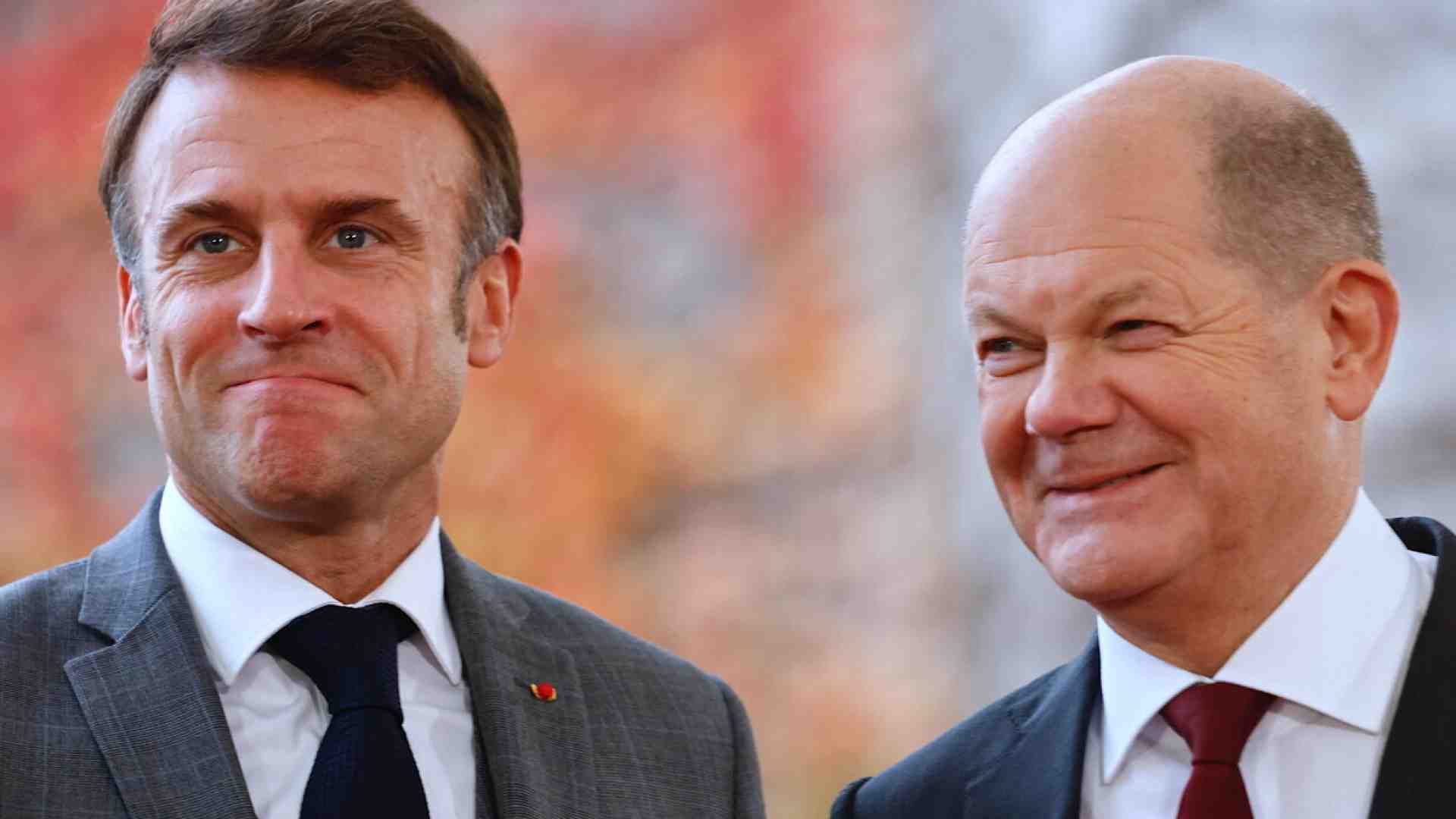 Immagine di La baruffa tra Scholz e Macron sull’Ucraina incrina l’efficacia europea