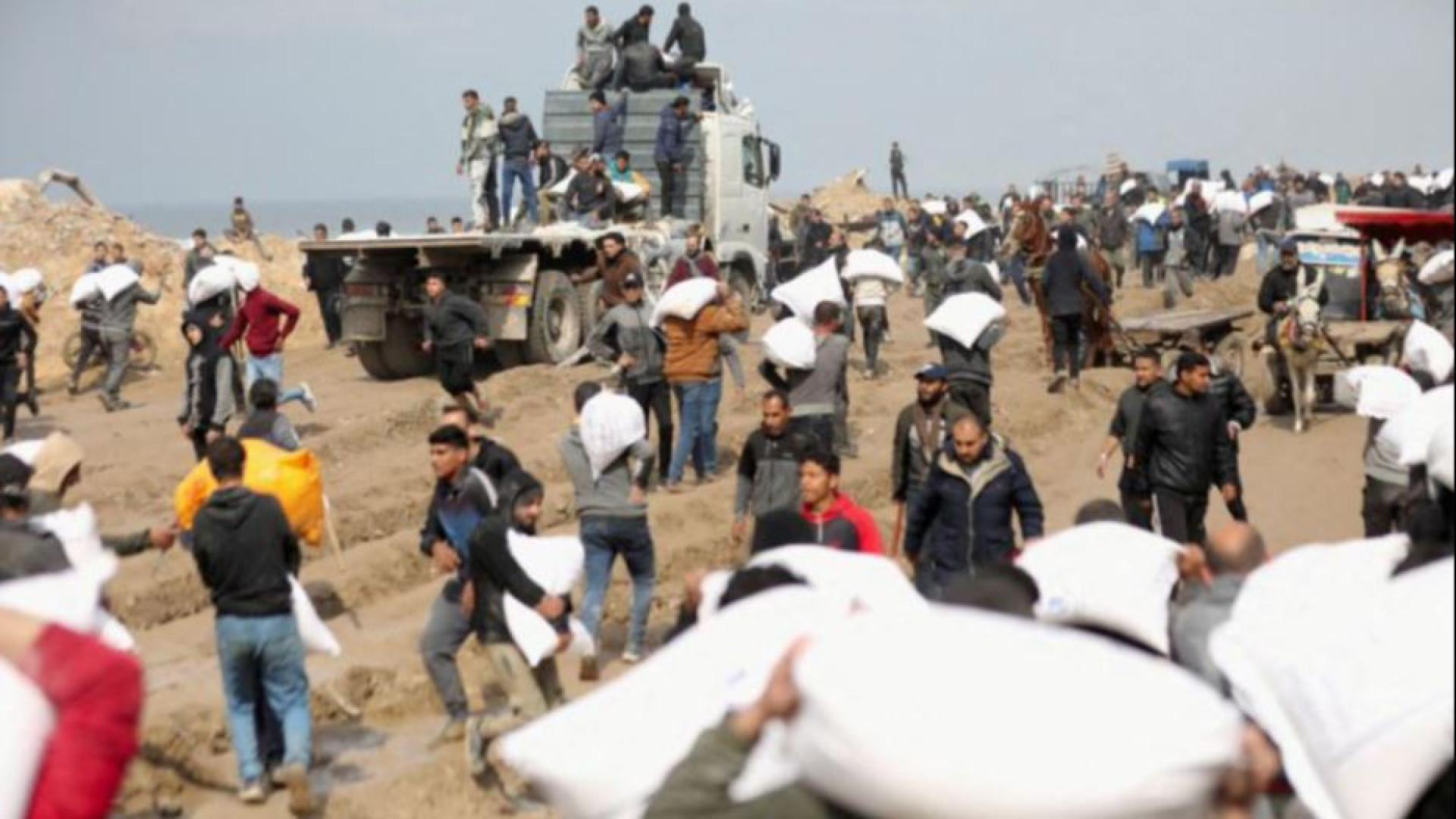 Immagine di Biden «salva» Israele all’Onu. Ue e Italia: cessi il massacro dei civili