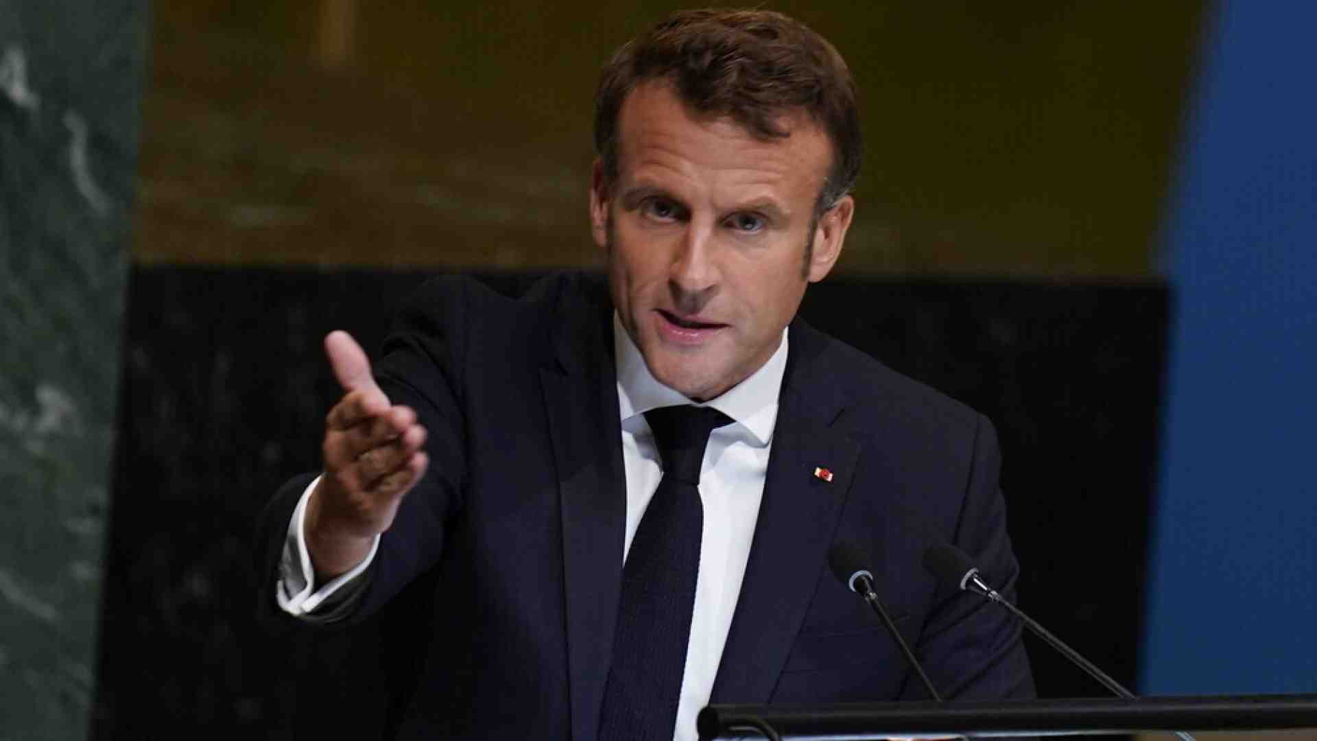 Immagine di Macron l’anti Putin è il più adulto fra i confusi della Nato. Alla guerra, per difendere la pace