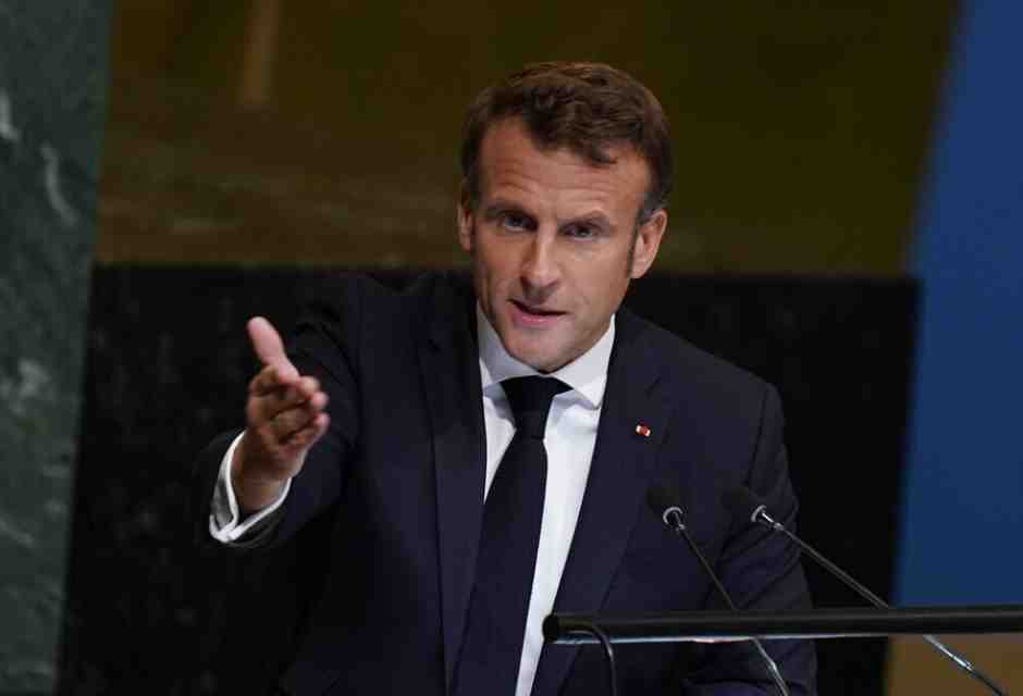 Emmanuel Macron (LaPresse)