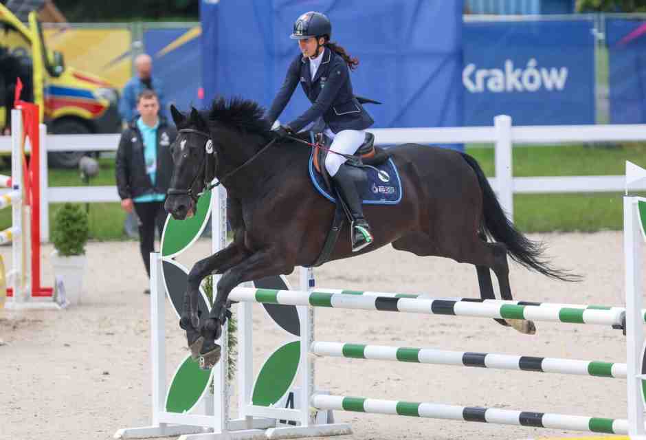 &nbsp;Elena Micheli a cavallo durante il penthatlon - foto Ansa
