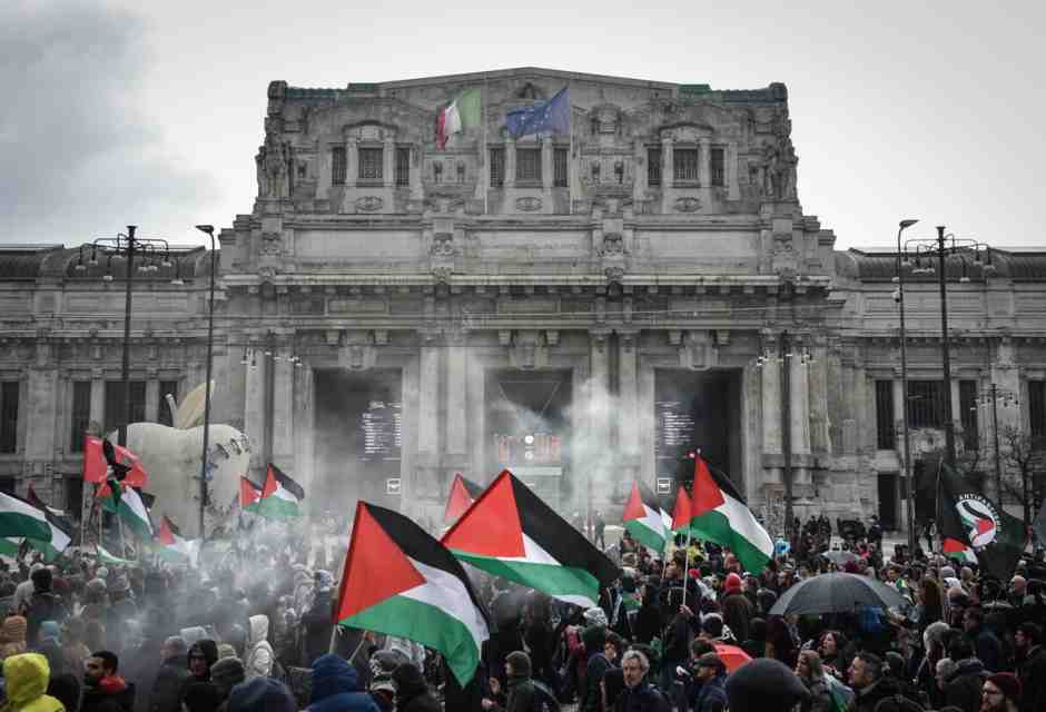 Milano, manifestazione Pro Palestina del 2 marzo. Foto Ansa