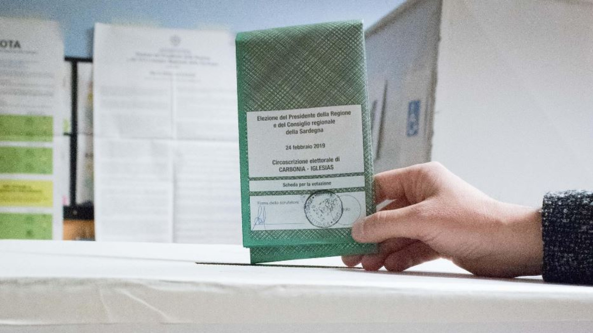 Immagine di Concluse le operazioni di scrutinio in Sardegna: Todde avanti di 1600 voti
