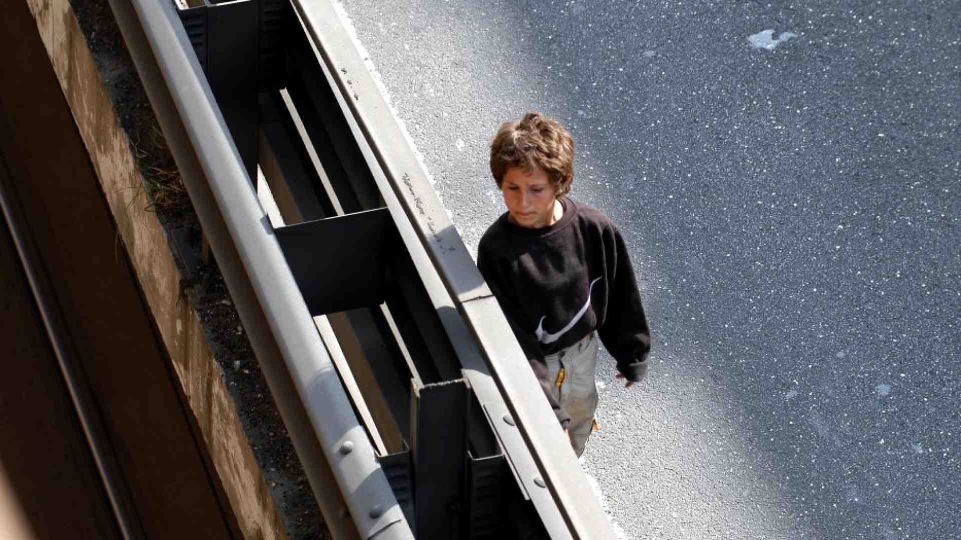 Immagine di Il dramma dei minori stranieri soli: «Scomparsi 11.810 ragazzi»