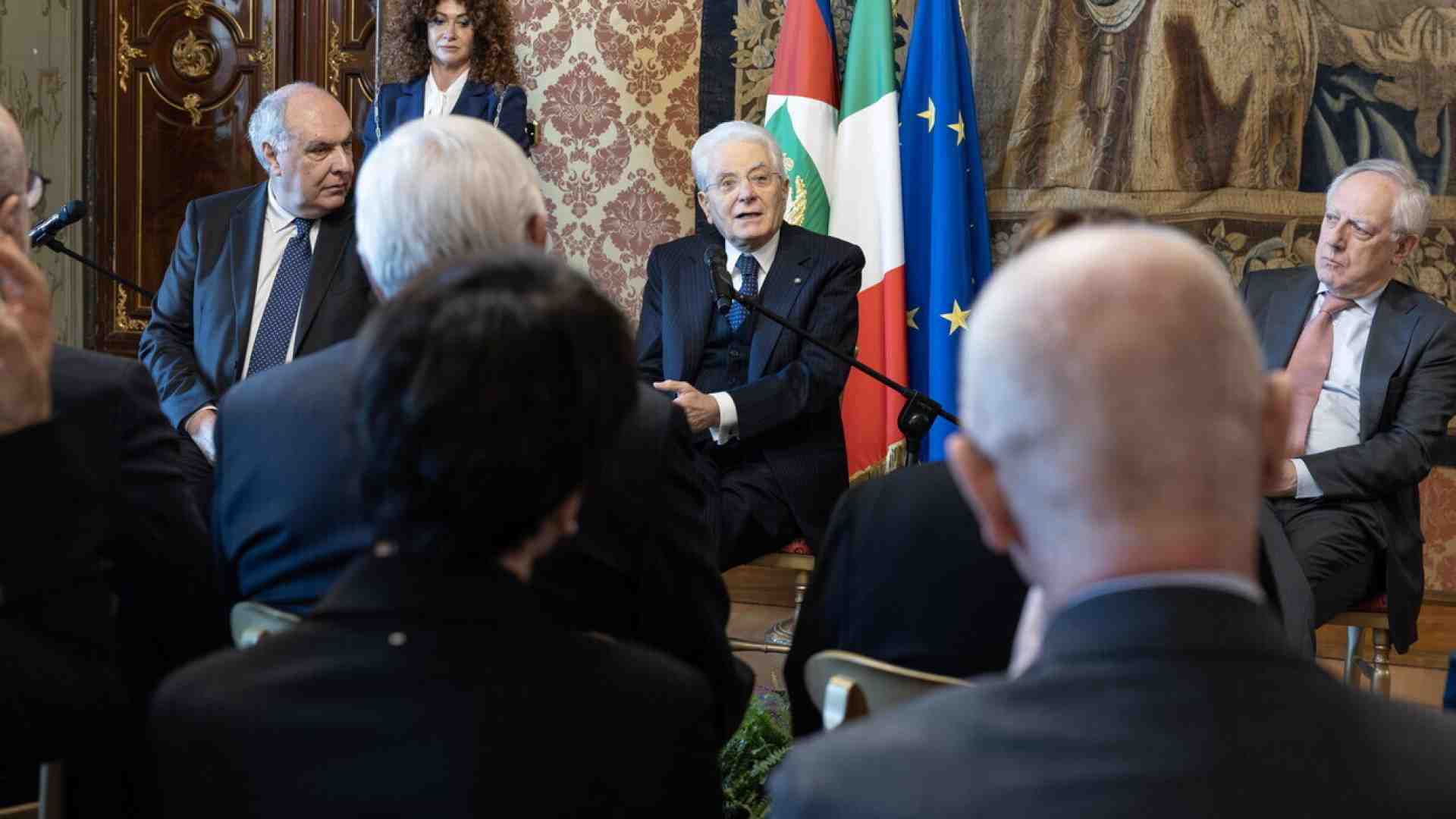 Immagine di Piccolo messaggio di Mattarella all’opposizione: non sono il segretario del Pd