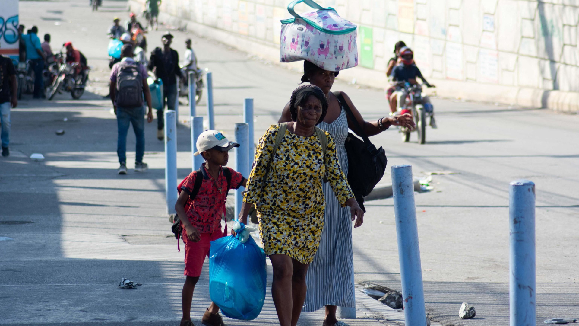 Immagine di Le bande criminali governano Haiti. Impedito il ritorno del premier Henry