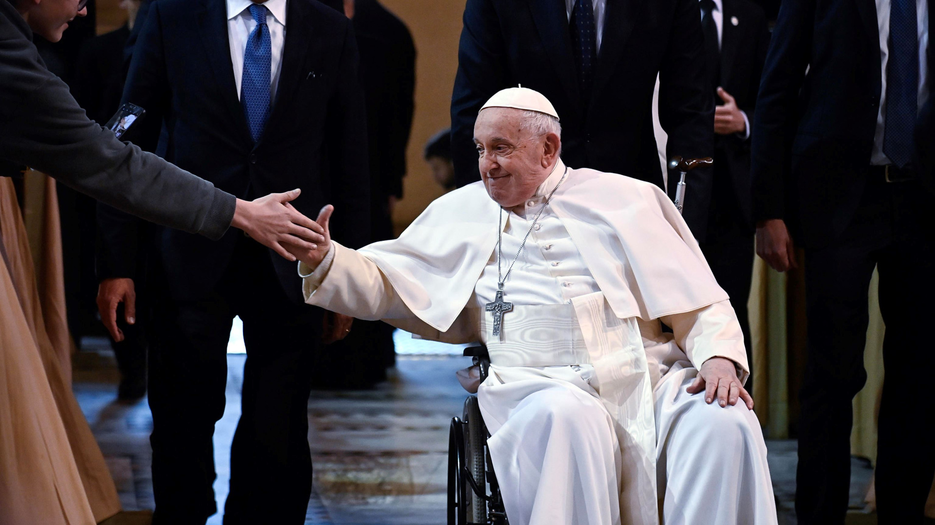 Immagine di Il Papa: «Non accada più che non siano ascoltate le vittime»