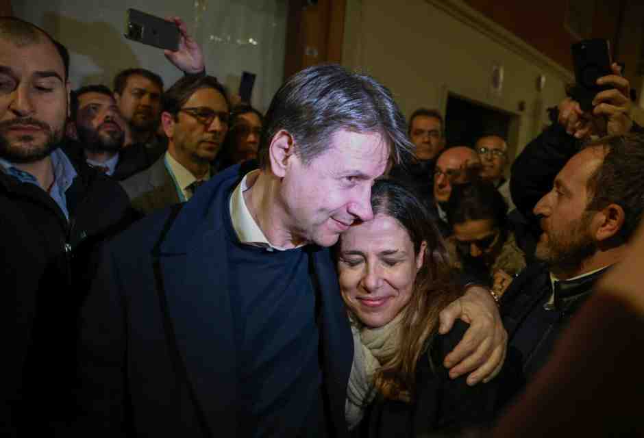 Giuseppe Conte e Alessandra Todde - foto Ansa<br />