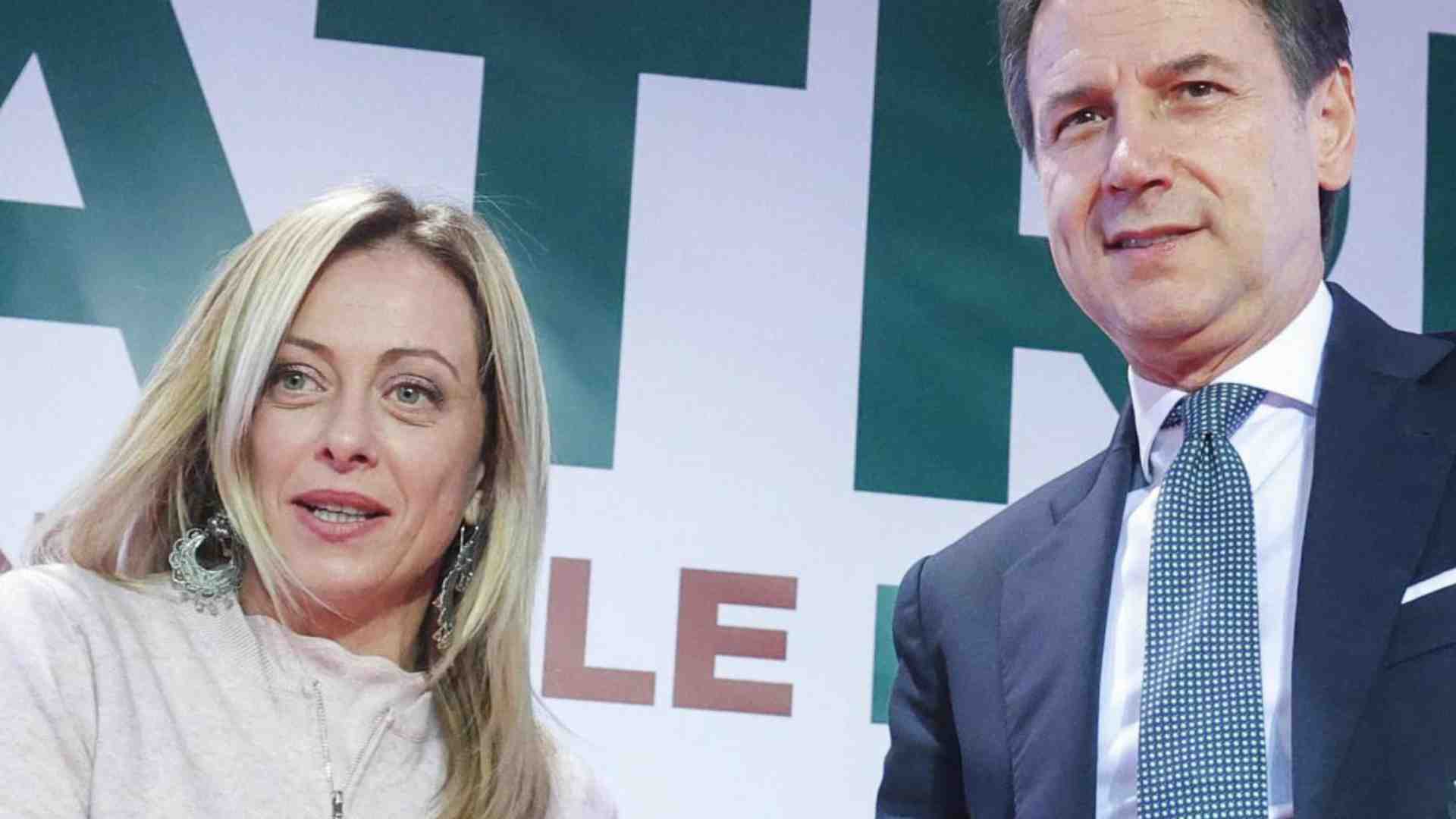 Immagine di Vittime, responsabili, indecisi. Che ruolo stanno giocando i partiti