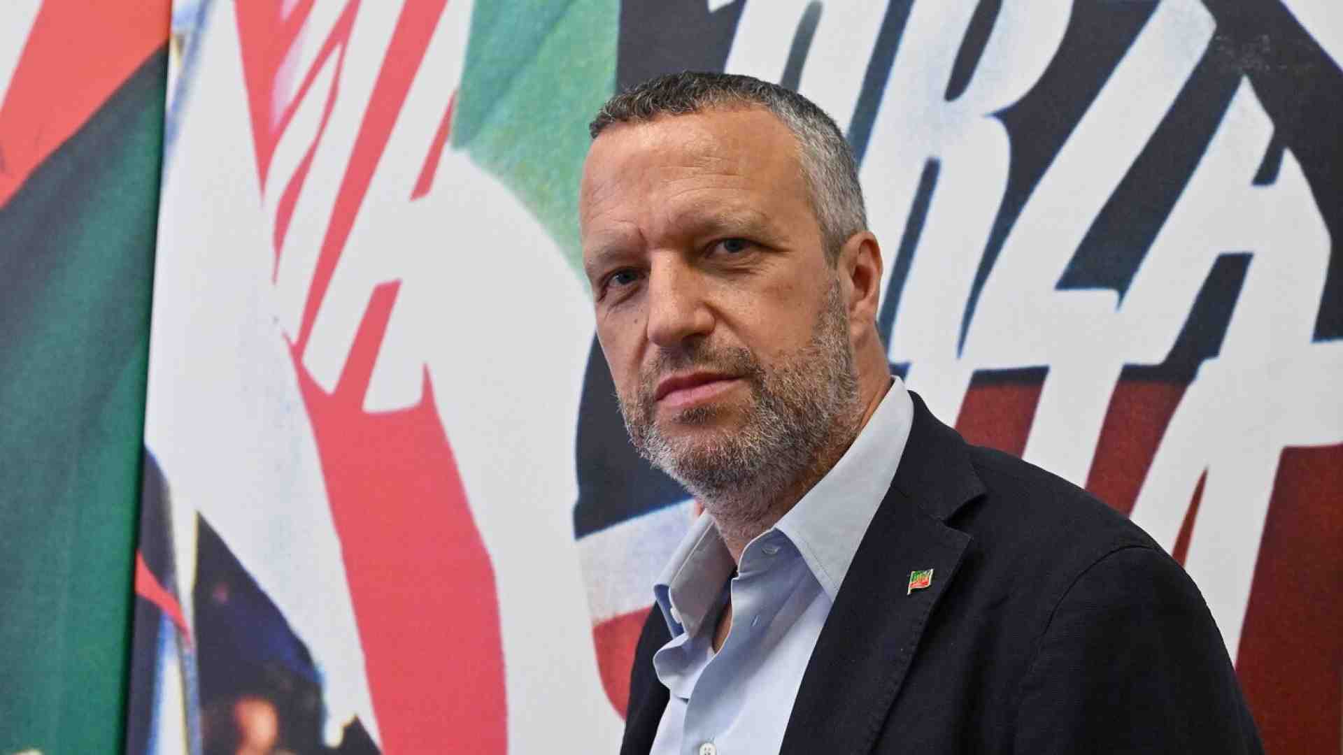Immagine di “Da Re espulso dalla Lega? Se vuole lo candidiamo alle europee con Forza Italia”. Parla Tosi