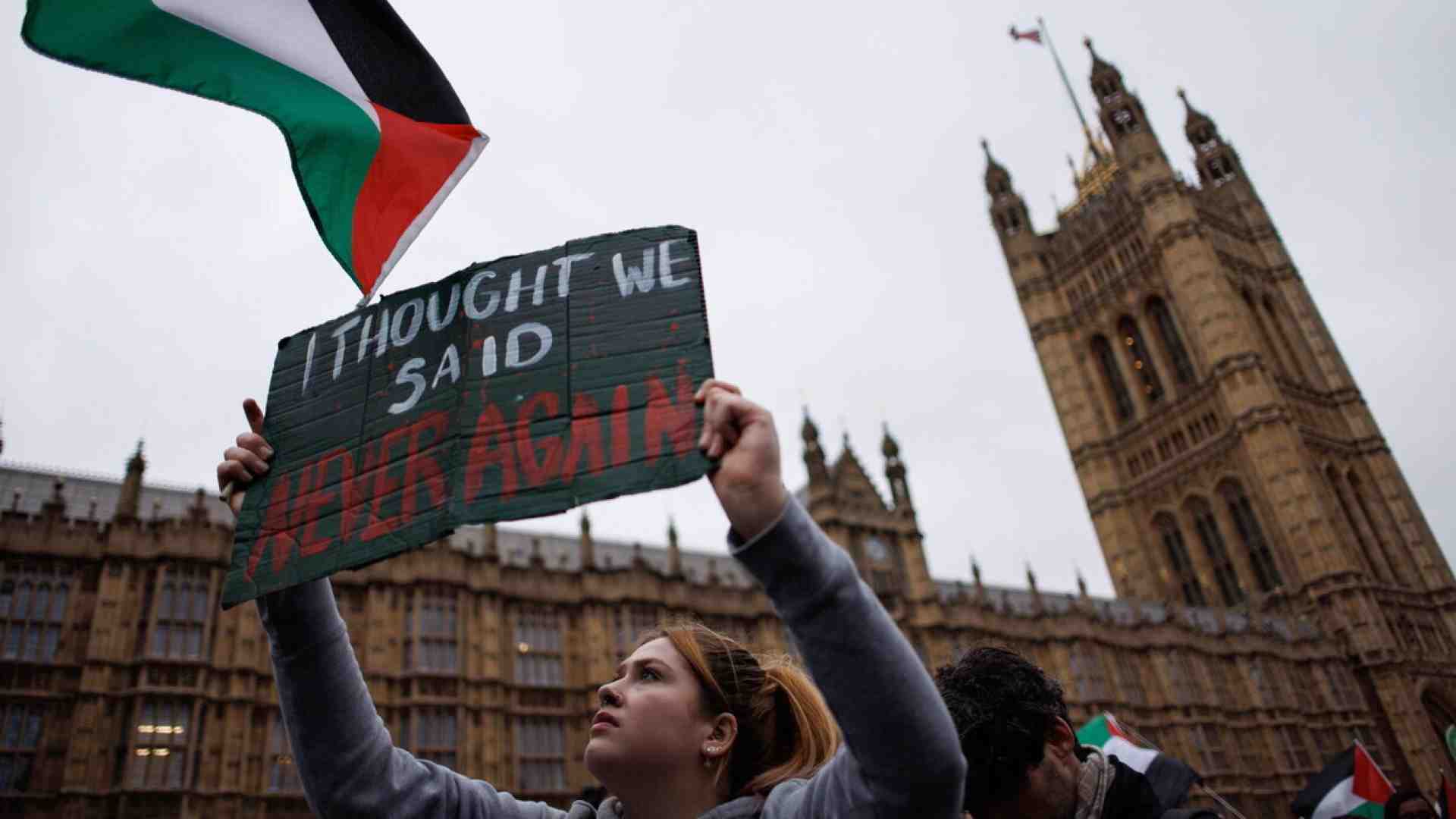 Immagine di Londra nei weekend di protesta per Gaza è "vietata agli ebrei". L’allarme dello zar contro l’estremismo