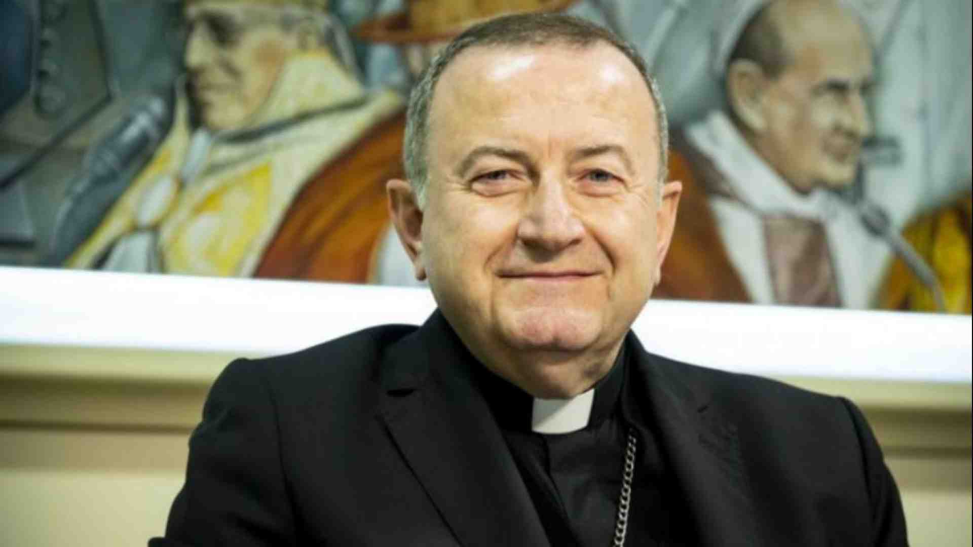 Immagine di L'arcivescovo Ghizzoni: «Con le vittime degli abusi, sempre»