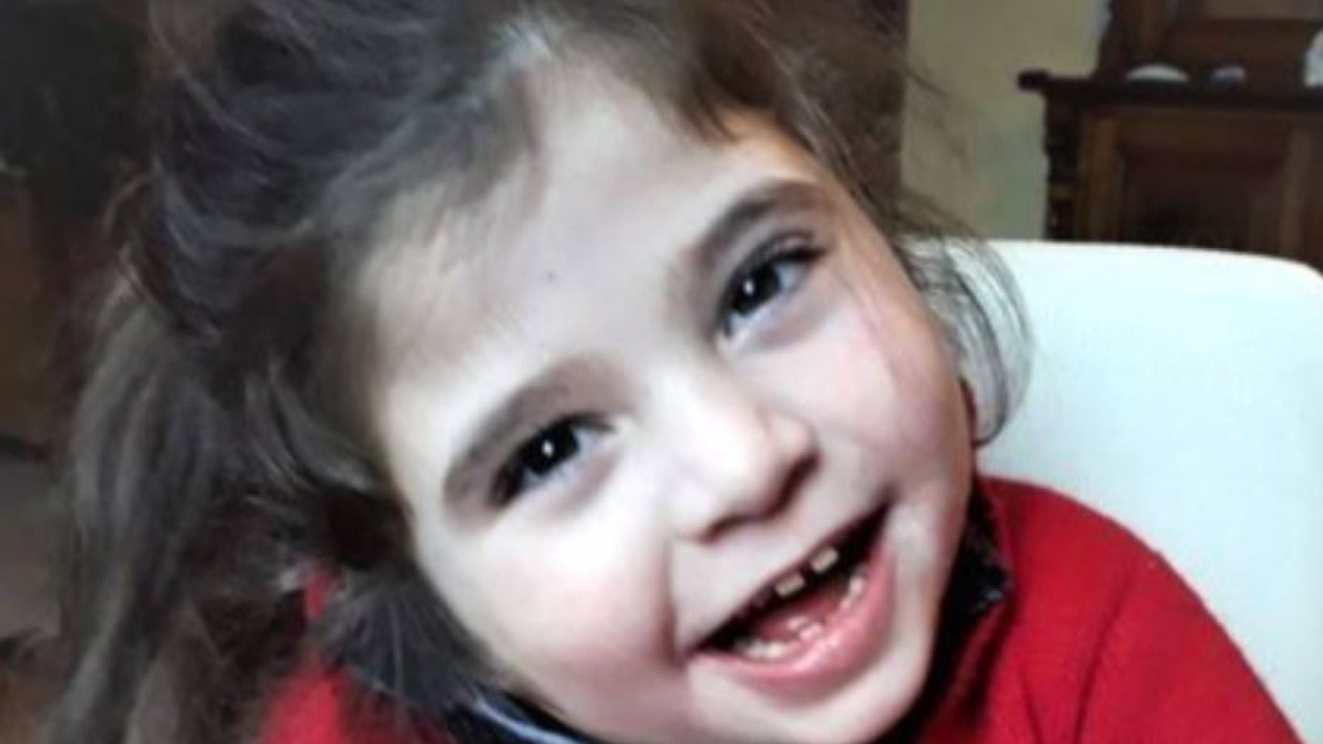 Immagine di Margherita, la sindrome di Rett e due genitori che aiutano le altre famiglie