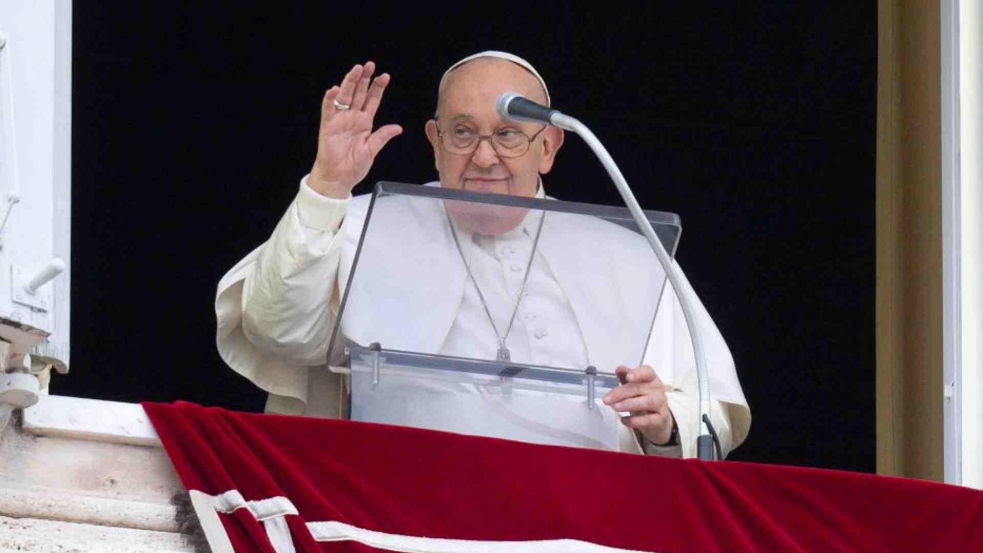 Immagine di Il Papa: Gesù è venuto a salvare il mondo, non ci punta il dito contro