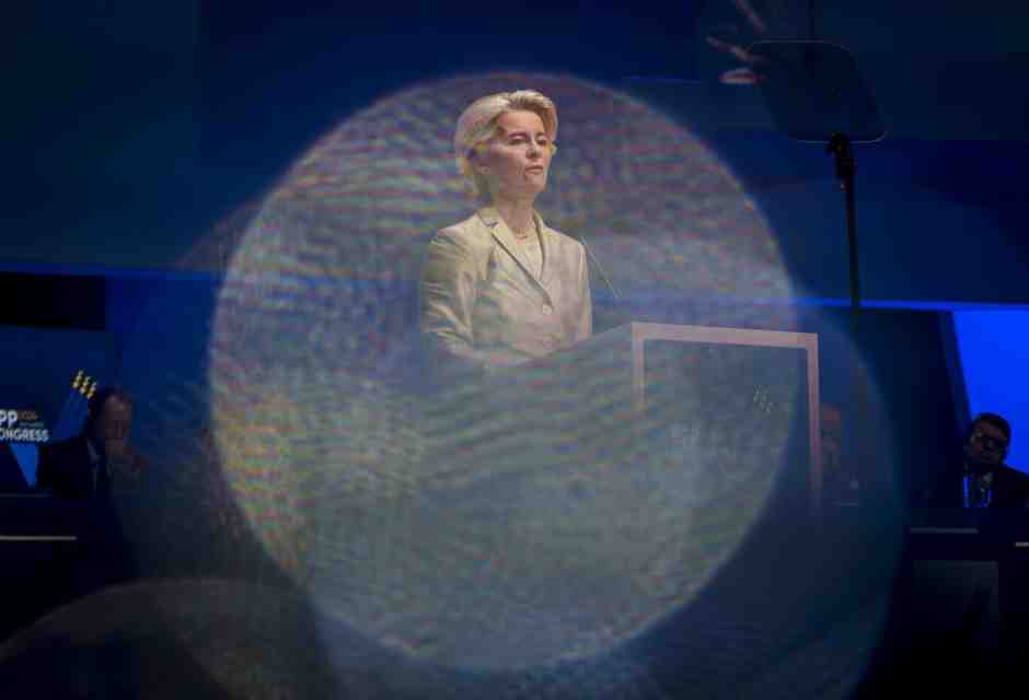 La conferma di Ursula von der Leyen non è così scontata. Lo scetticismo di Renzi e Macron