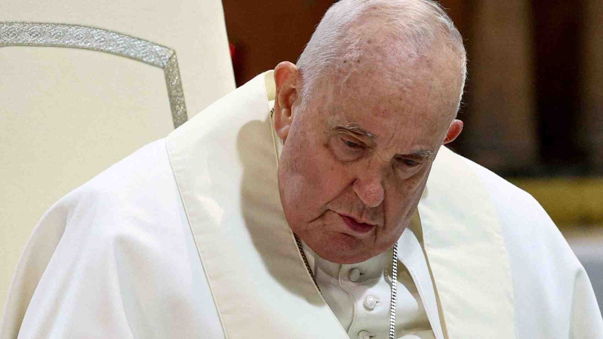 Immagine di Il Papa: sradicare le situazioni che proteggono chi compie gli abusi