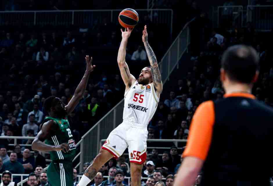 Mike James con la canotta dell'AS Monaco (foto Epa, via Ansa)&nbsp;<br />