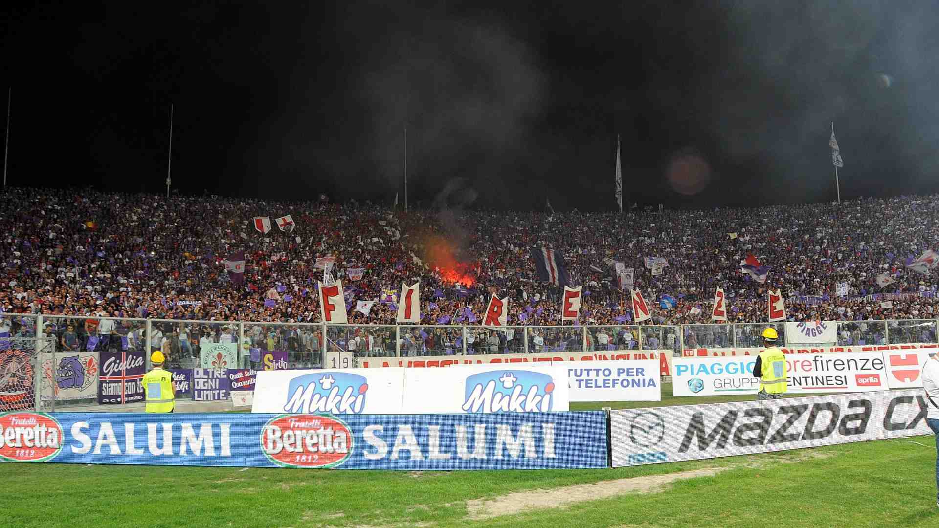 Immagine di La Curva Fiesole della Fiorentina contro il Maccabi: prima del calcio viene l’identità nazionale