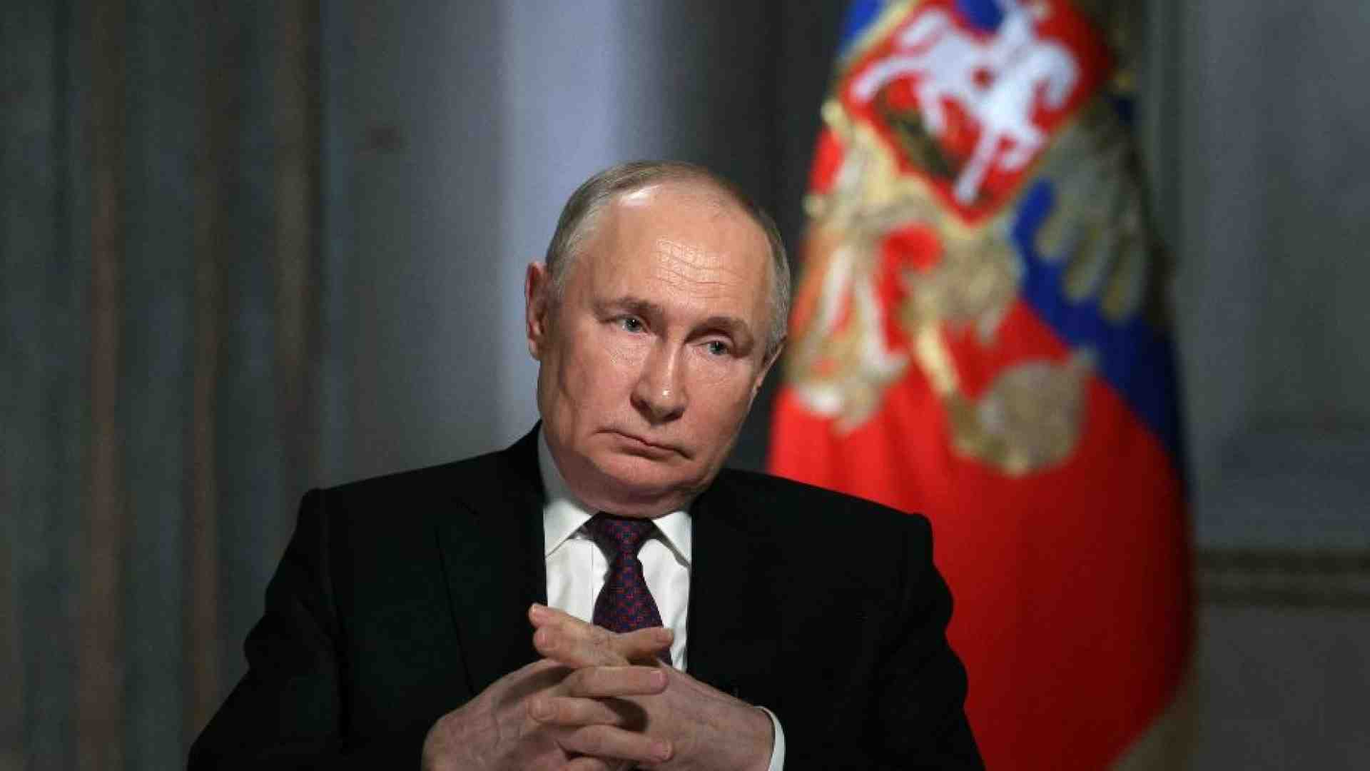 Immagine di Le truppe al confine con la Finlandia, le armi a Kiev: a che punto è la guerra