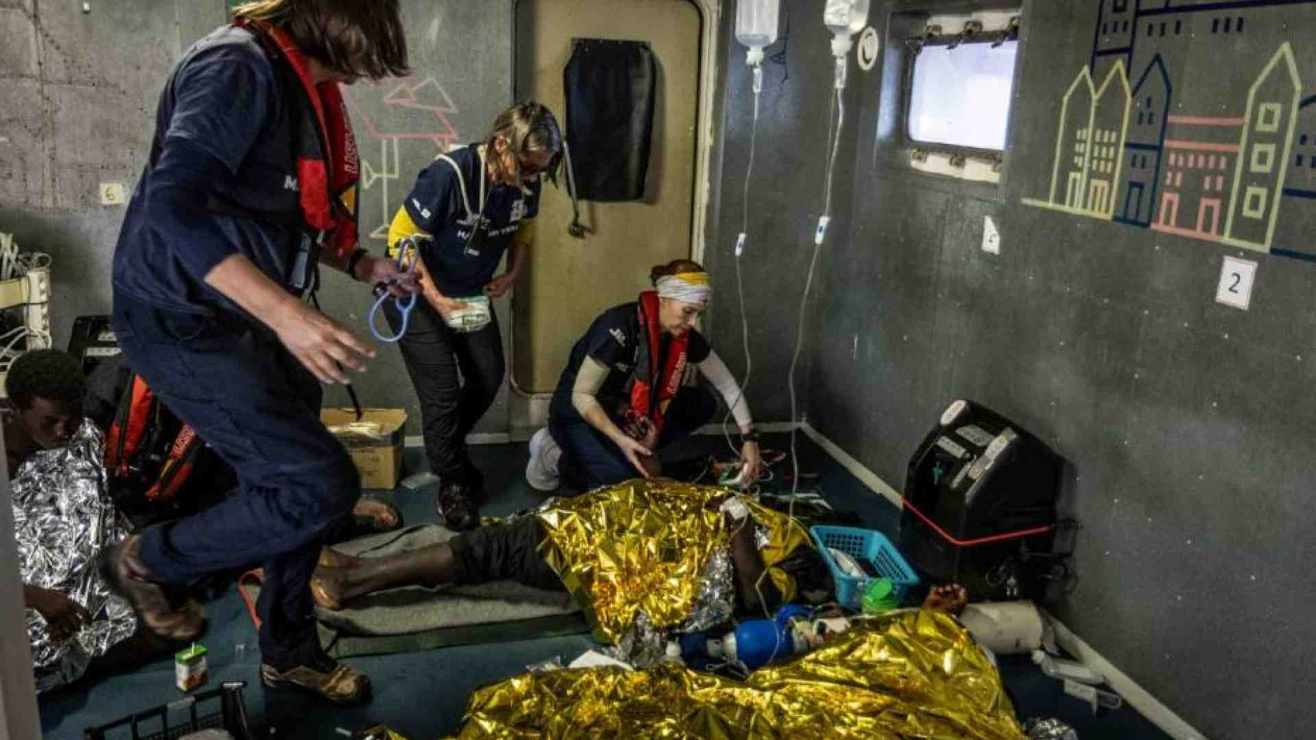 Immagine di Almeno 60 migranti morti in mare di fame e di sete