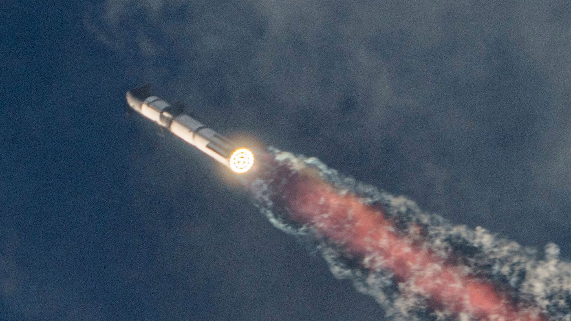 Immagine di Starship scompare dai radar. Ma il volo di prova è un successo