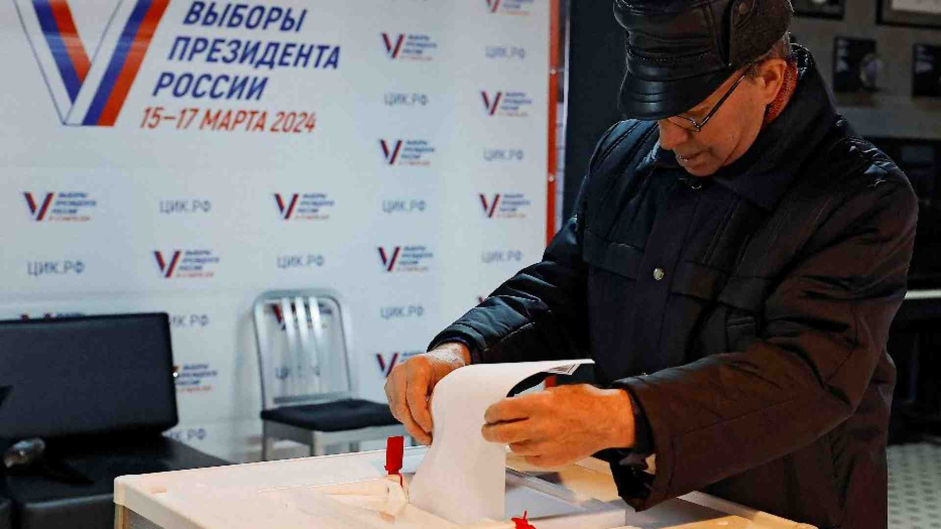 Immagine di Elezioni, nel primo giorno afflusso al 36%. Ma si vota fino a domenica