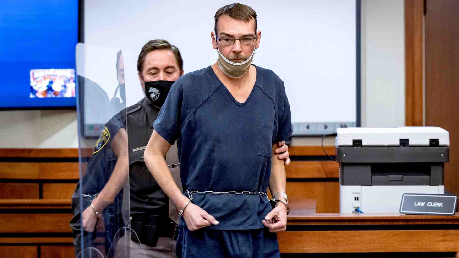 Immagine di Il figlio minorenne fece strage a scuola, dopo la madre condannato anche il padre