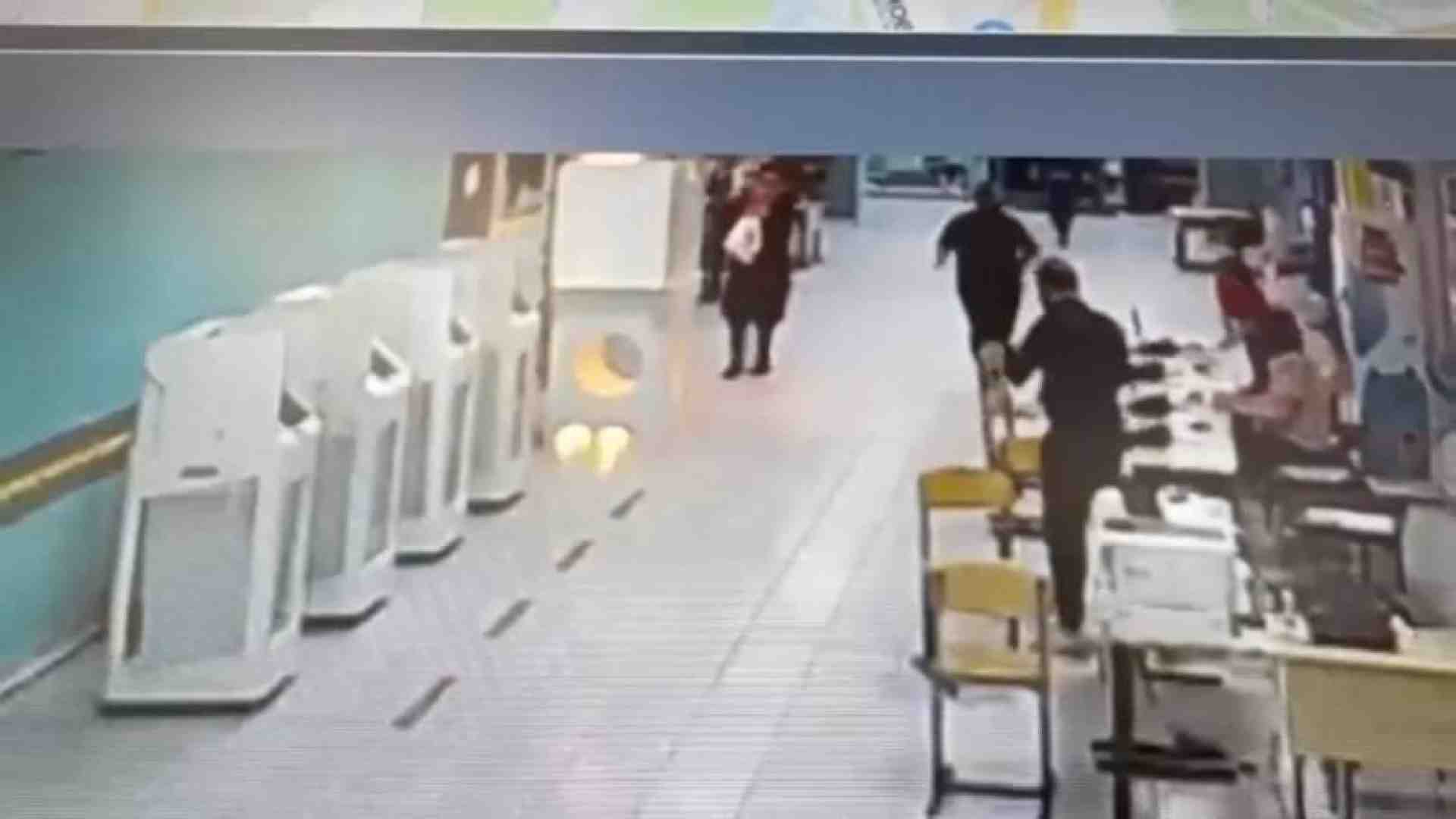 Immagine di Russia, il sabotaggio va ai seggi. «Questi sono atti di terrorismo»