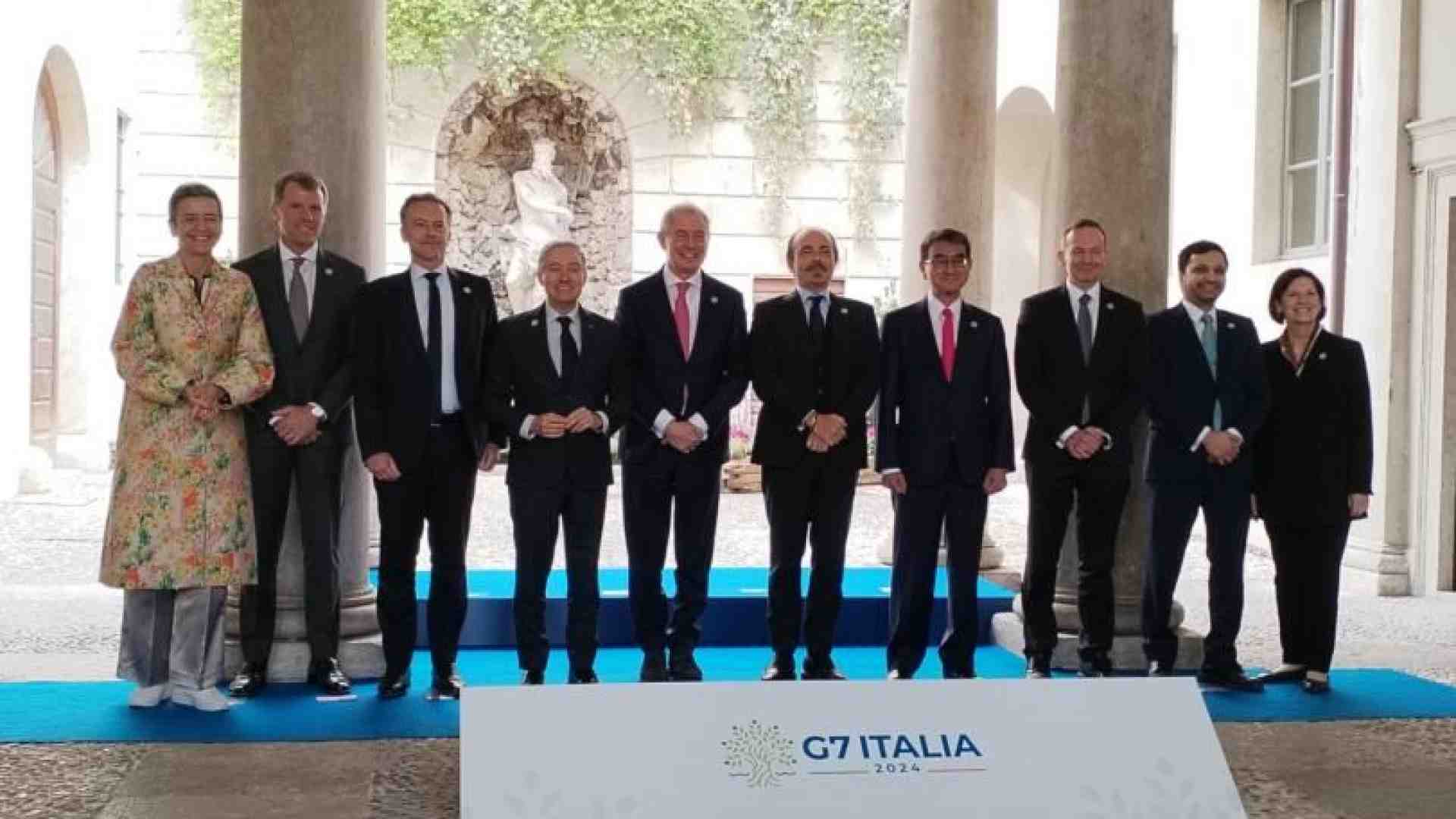 Immagine di Il G7 chiede uno sviluppo etico per l'Intelligenza artificiale