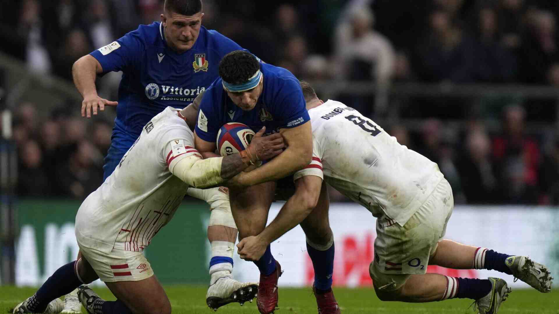 Immagine di "Birra, salsiccia e canti. Il rugby inizia così". Intervista a Giacomo Nicotera