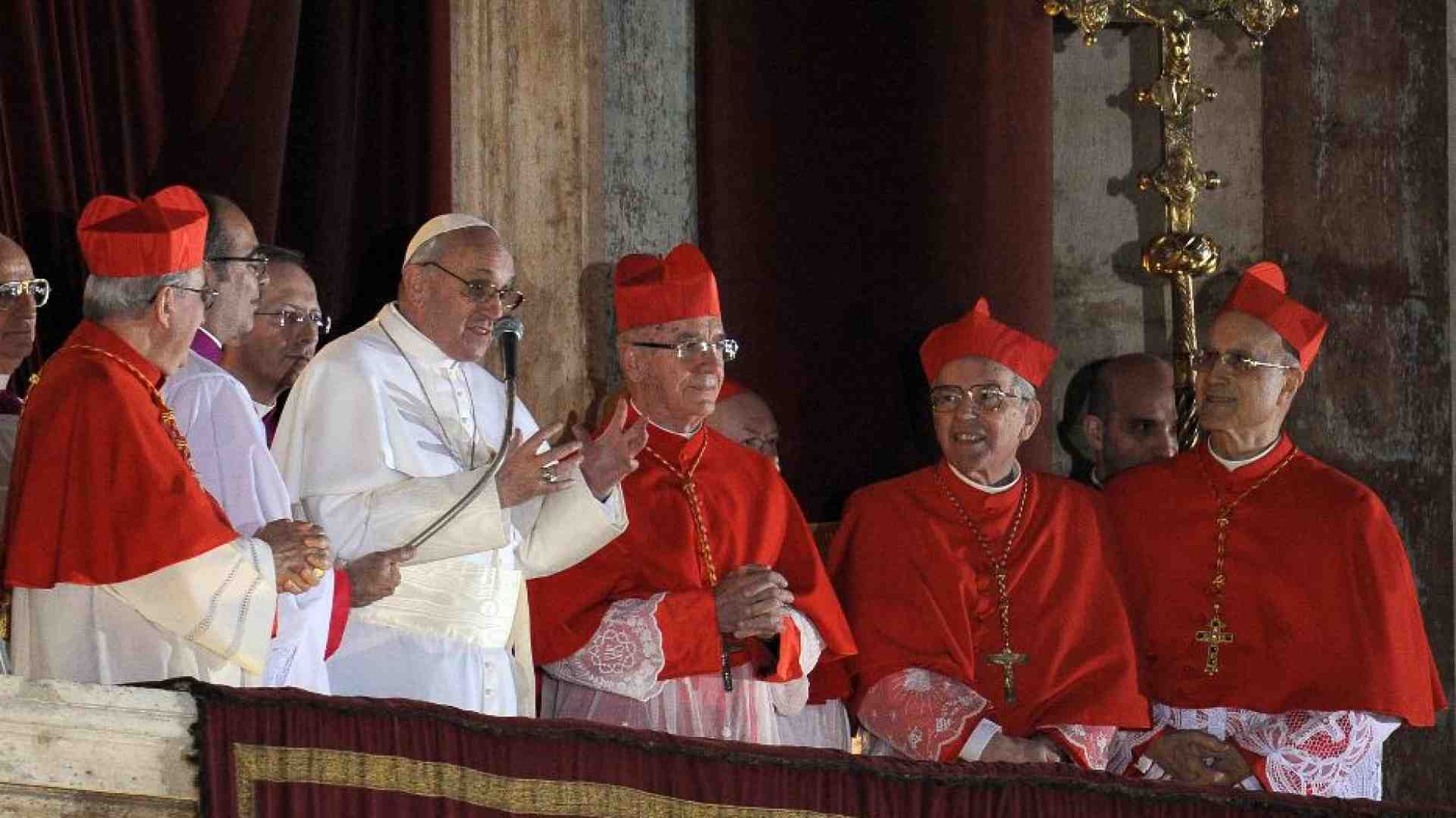 Immagine di «Non dimenticarti dei poveri, mi dissero». Francesco racconta il suo Conclave