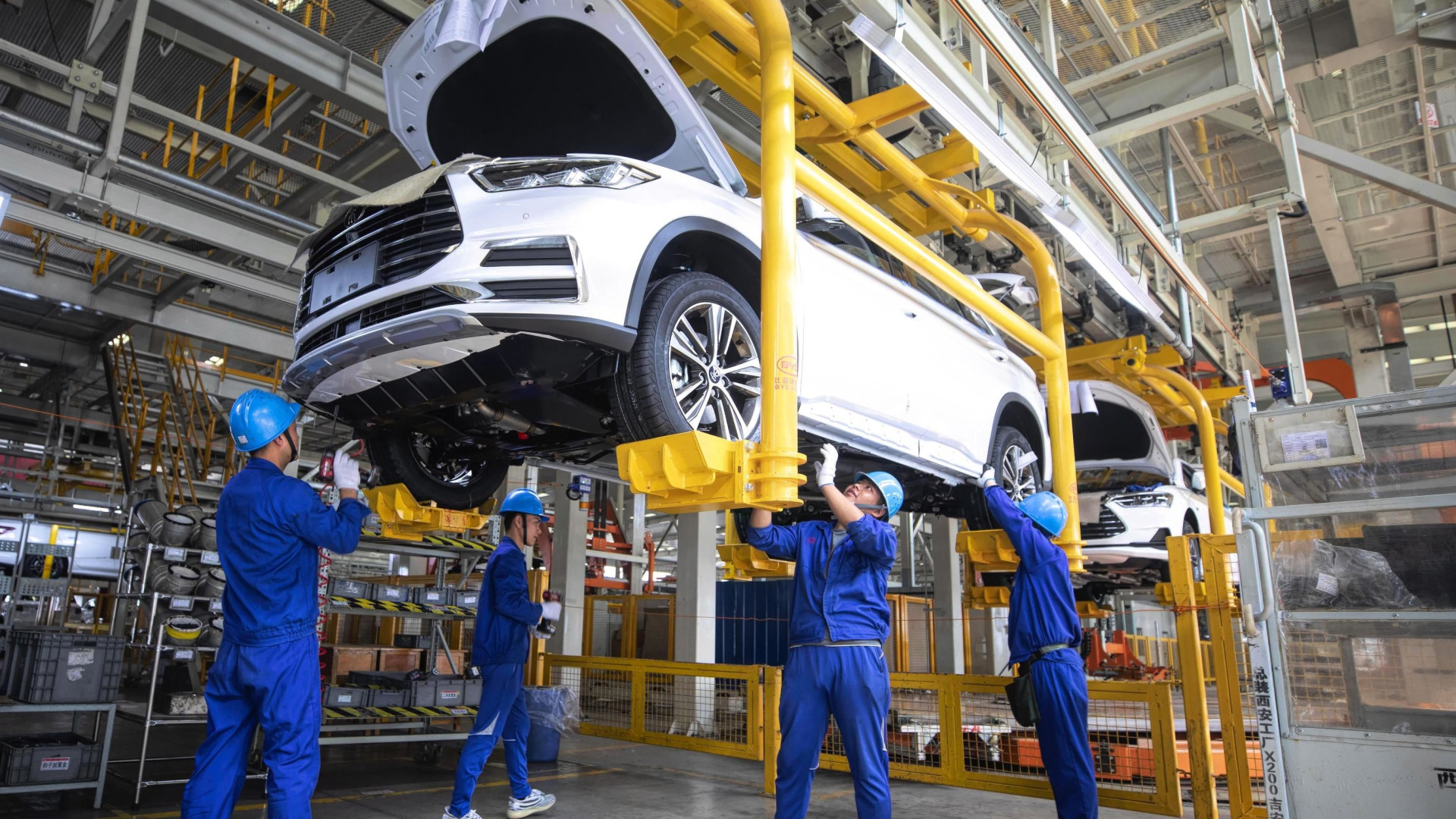 Immagine di I grandi marchi dell'auto divisi sulla stretta europea all'import cinese