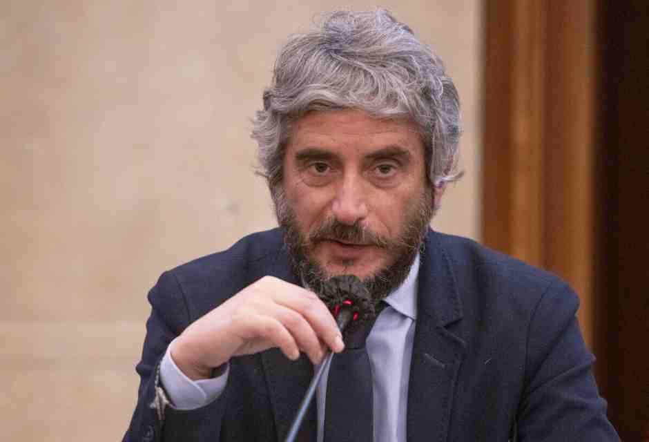 Palmaroli (Osho): "Mi si chiede equidistanza nella satira solo perché sono di destra"