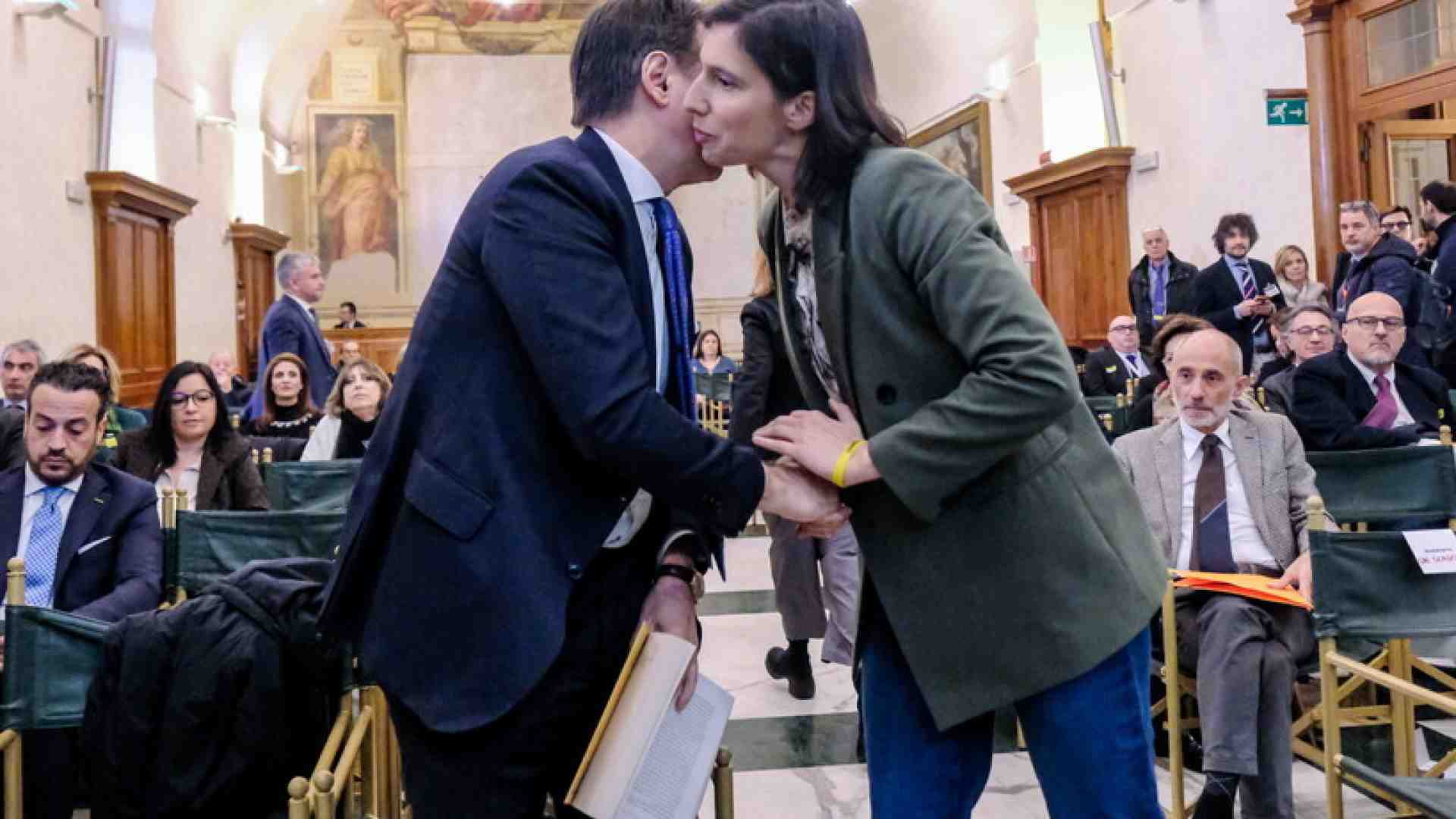 Immagine di Basilicata: si ritira Lacerenza, candidato di Pd e M5s. Calenda: "Dilettanti allo sbaraglio, suicidio politico"