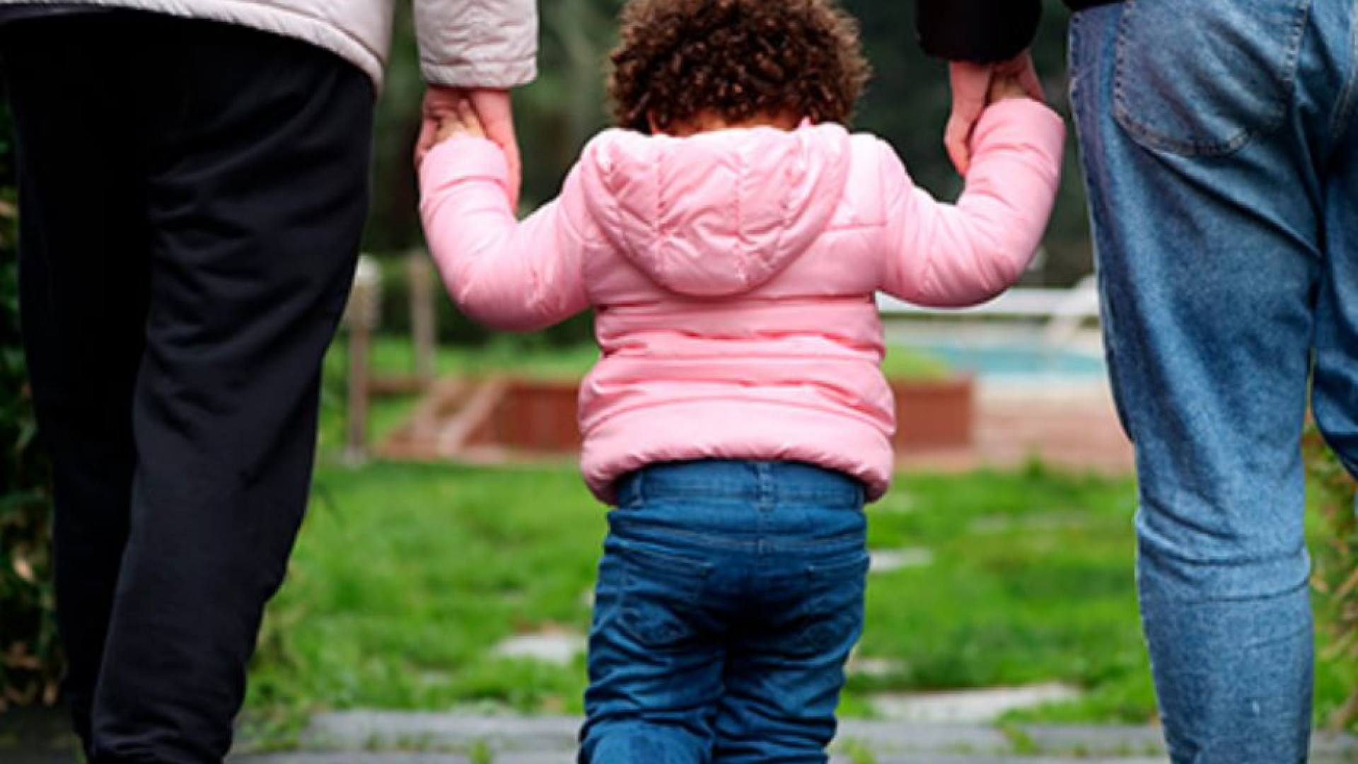 Immagine di «Paternità naturale o adottiva? La stessa vocazione. Un figlio si ama»