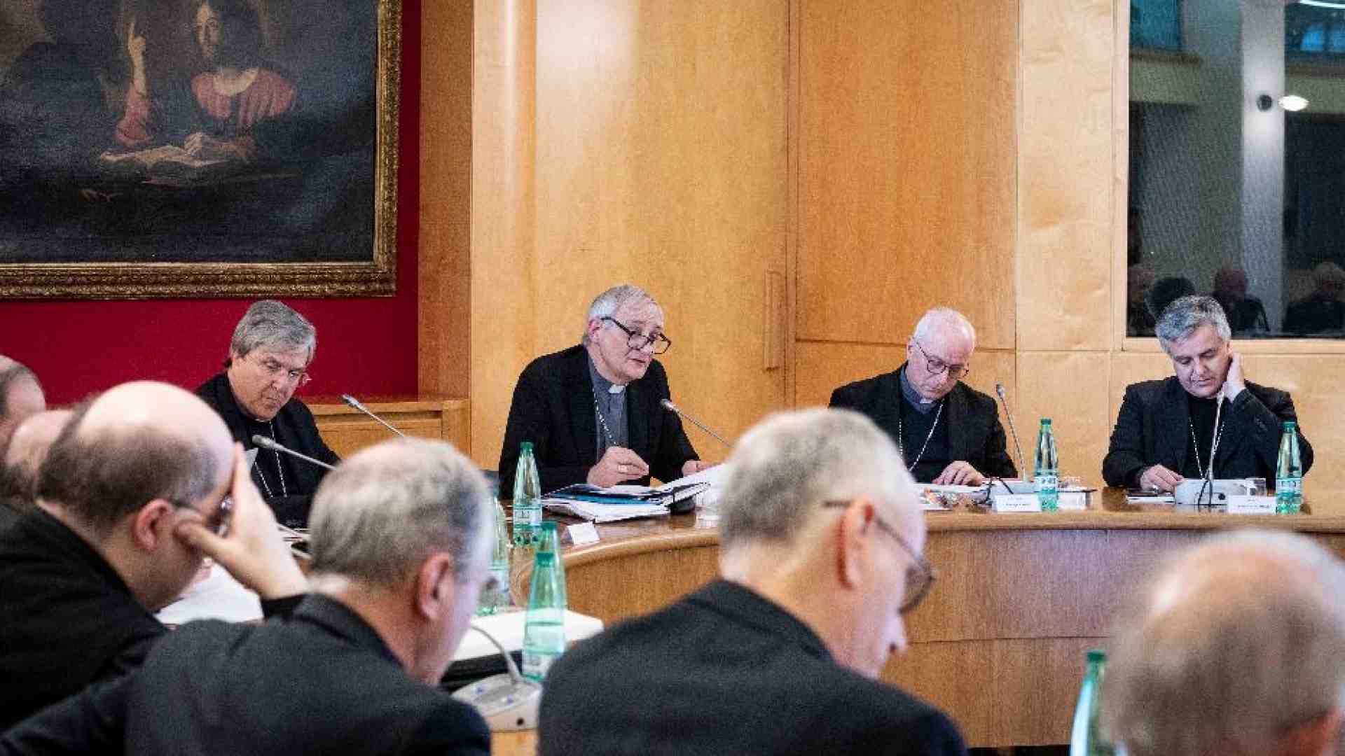 Immagine di Zuppi: «Preoccupa la tenuta del sistema Paese. Serve uno sviluppo unitario»