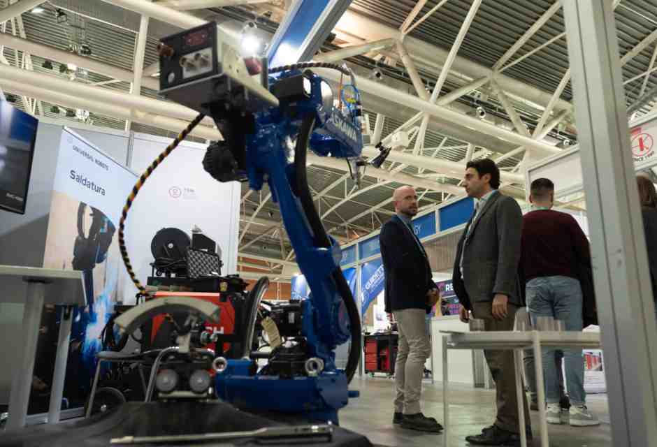 Grandi investimenti in macchinari e nuove tecnologie con il Piano Industria 4.0. Nella foto LaPresse, la fiera A&amp;T Automation and Testing, lo scorso febbraio a Torino