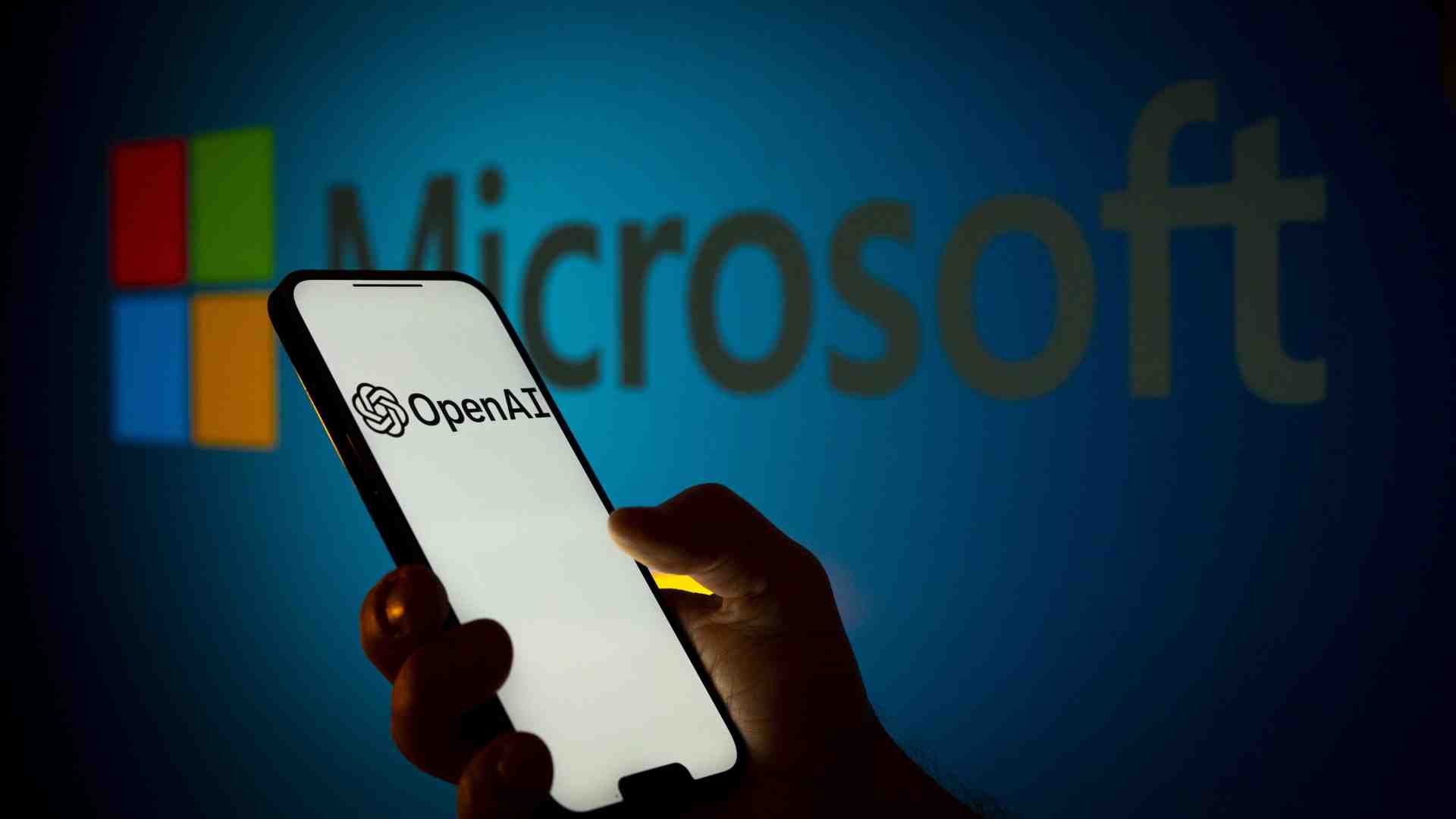 Immagine di Il patto con l’avversario: ora Apple chiede aiuto a Google