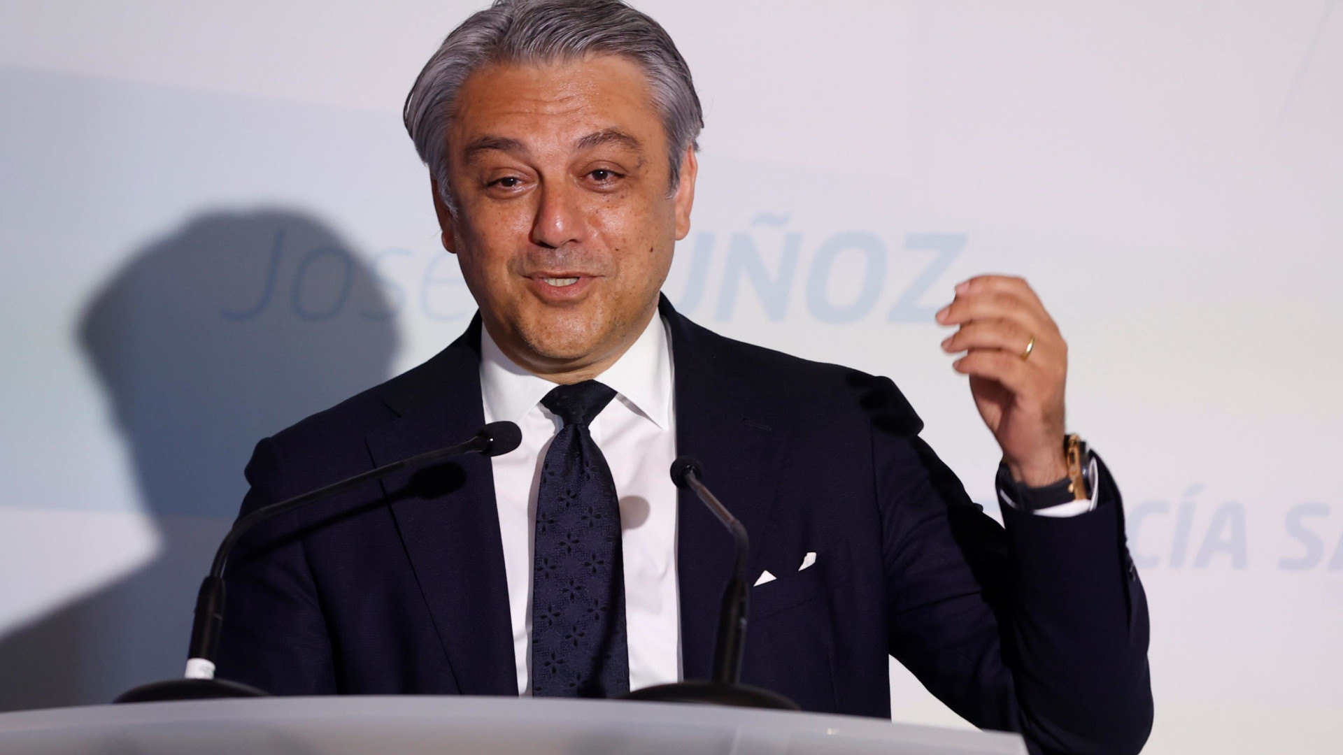 Immagine di De Meo, lettera all'Europa: "Per l'auto meno regole e più progetti"