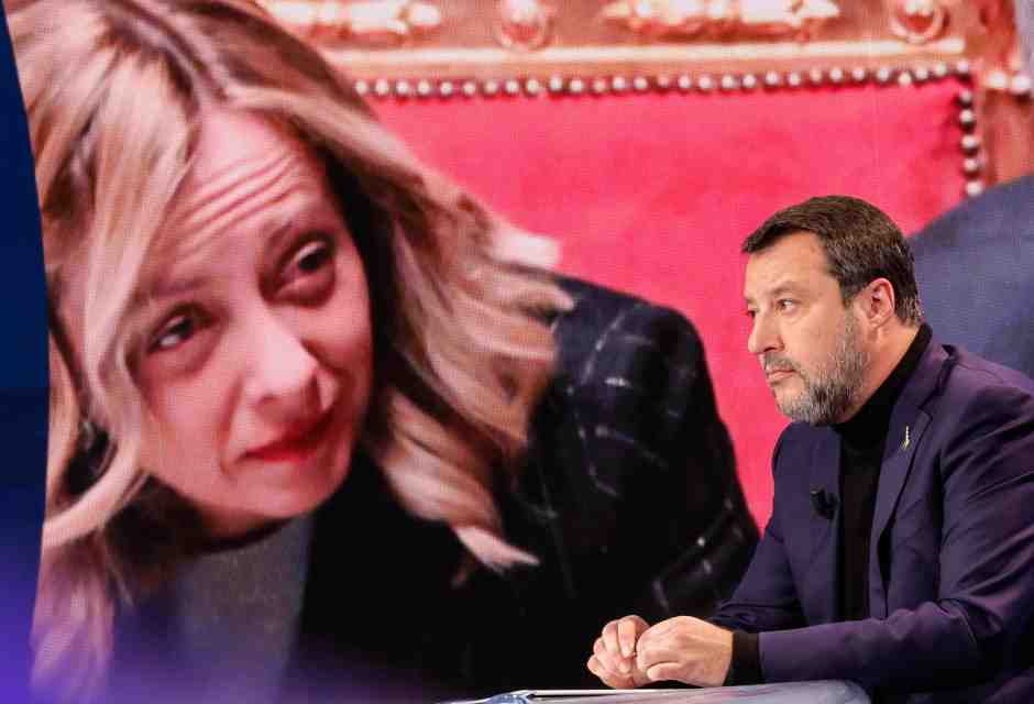 Le parole di Salvini su Putin imbarazzano il governo. Il cordone di Meloni e Tajani
