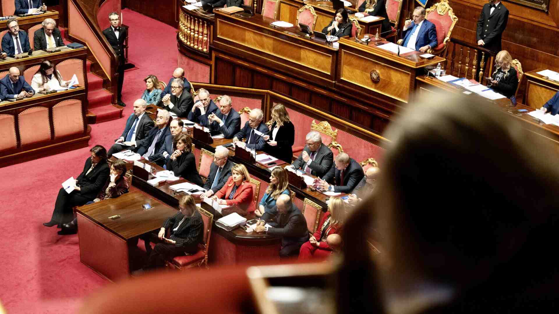 Immagine di Meloni, Calenda, Renzi e Casini ieri ci hanno fatto riscoprire a cosa serve il Parlamento