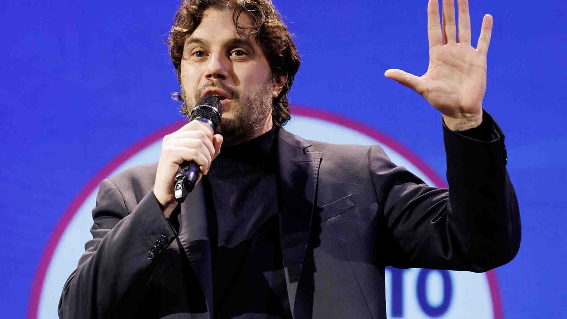 Immagine di Silvestri rompe il silenzio M5s su Putin: “Quello in Russia non è stato un voto, ma propaganda”